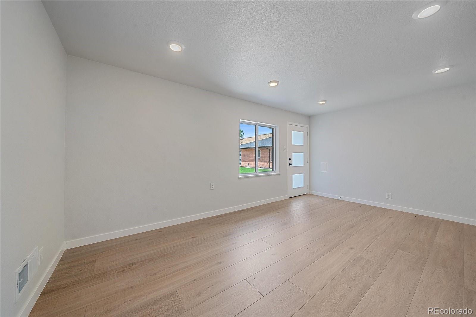 MLS Image #9 for 3738 n eliot  7,denver, Colorado