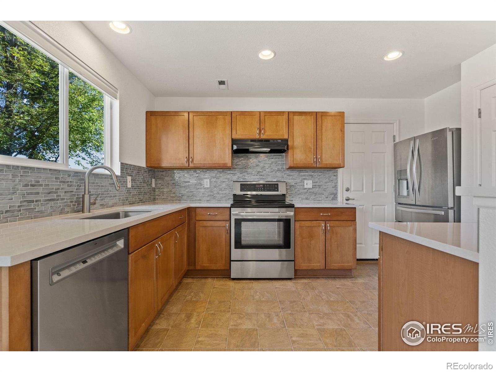 MLS Image #10 for 10452  lower ridge road,longmont, Colorado