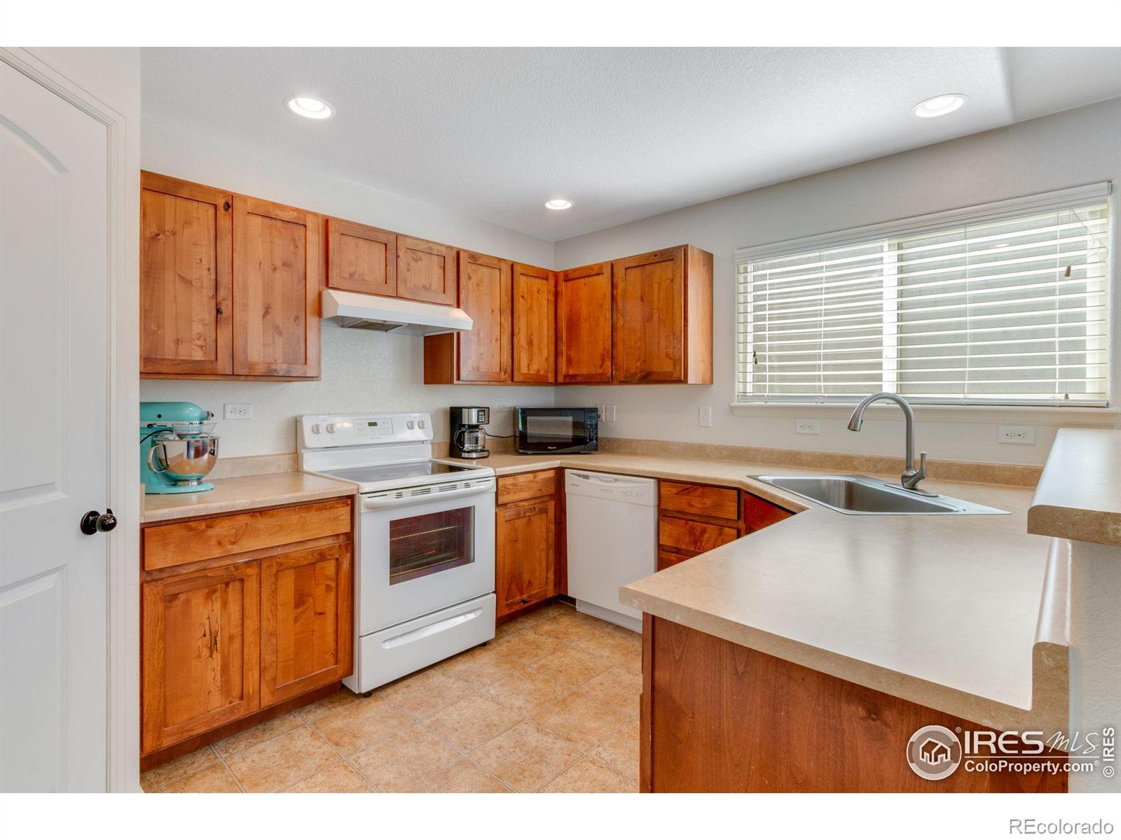 MLS Image #13 for 449  kendalbrook drive,windsor, Colorado