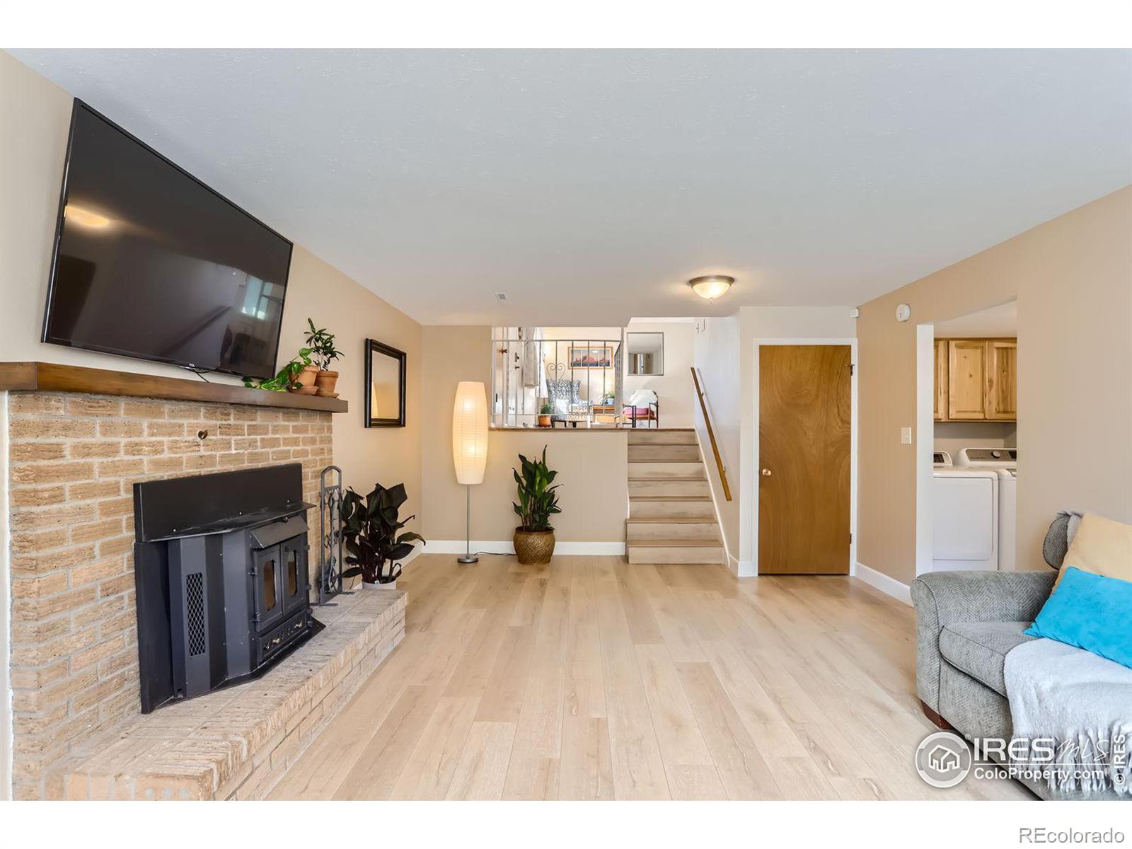 MLS Image #14 for 1348  mount evans drive,longmont, Colorado