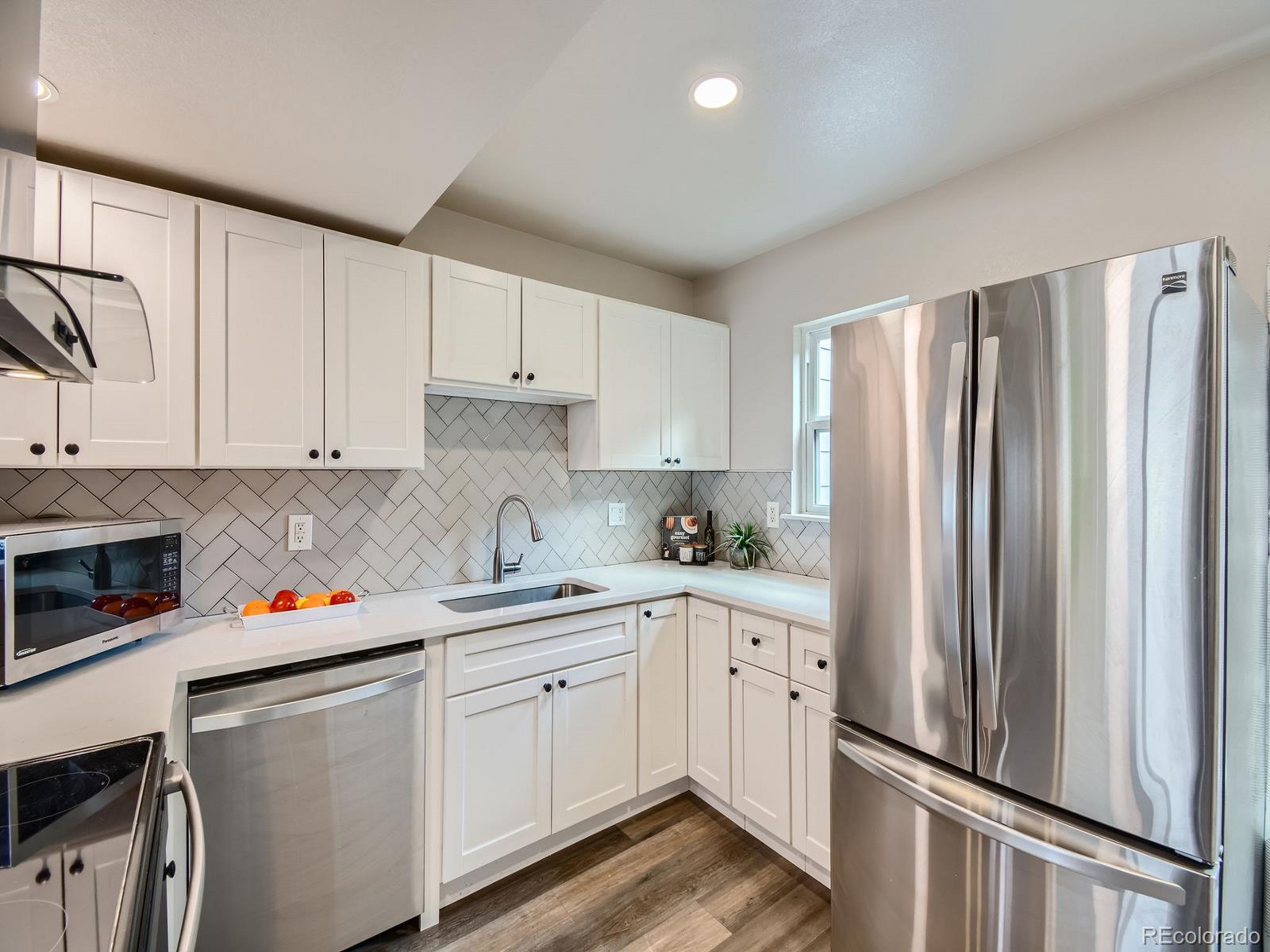 MLS Image #10 for 6380 w byers place,lakewood, Colorado