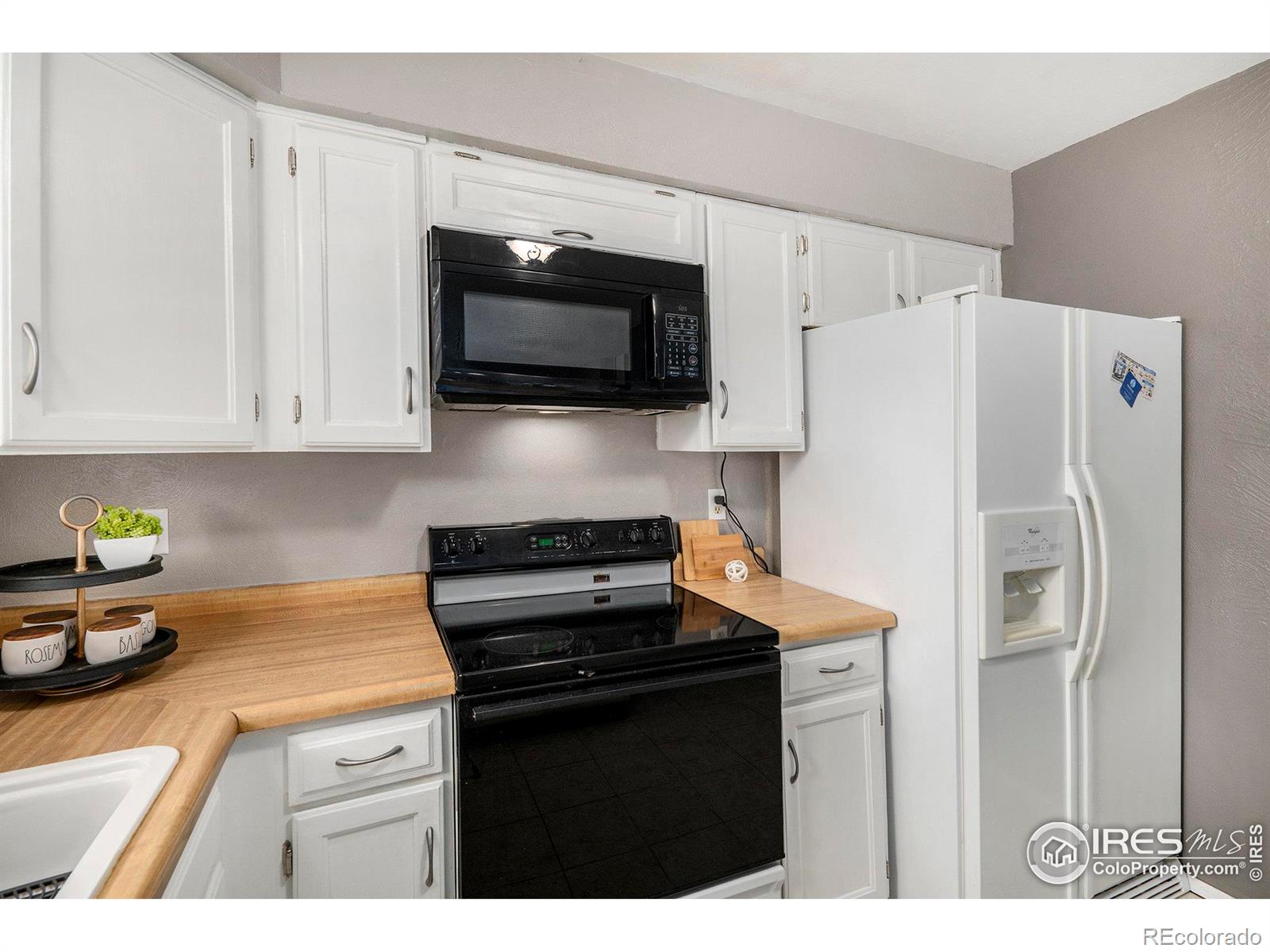 MLS Image #9 for 17656 e progress drive,centennial, Colorado