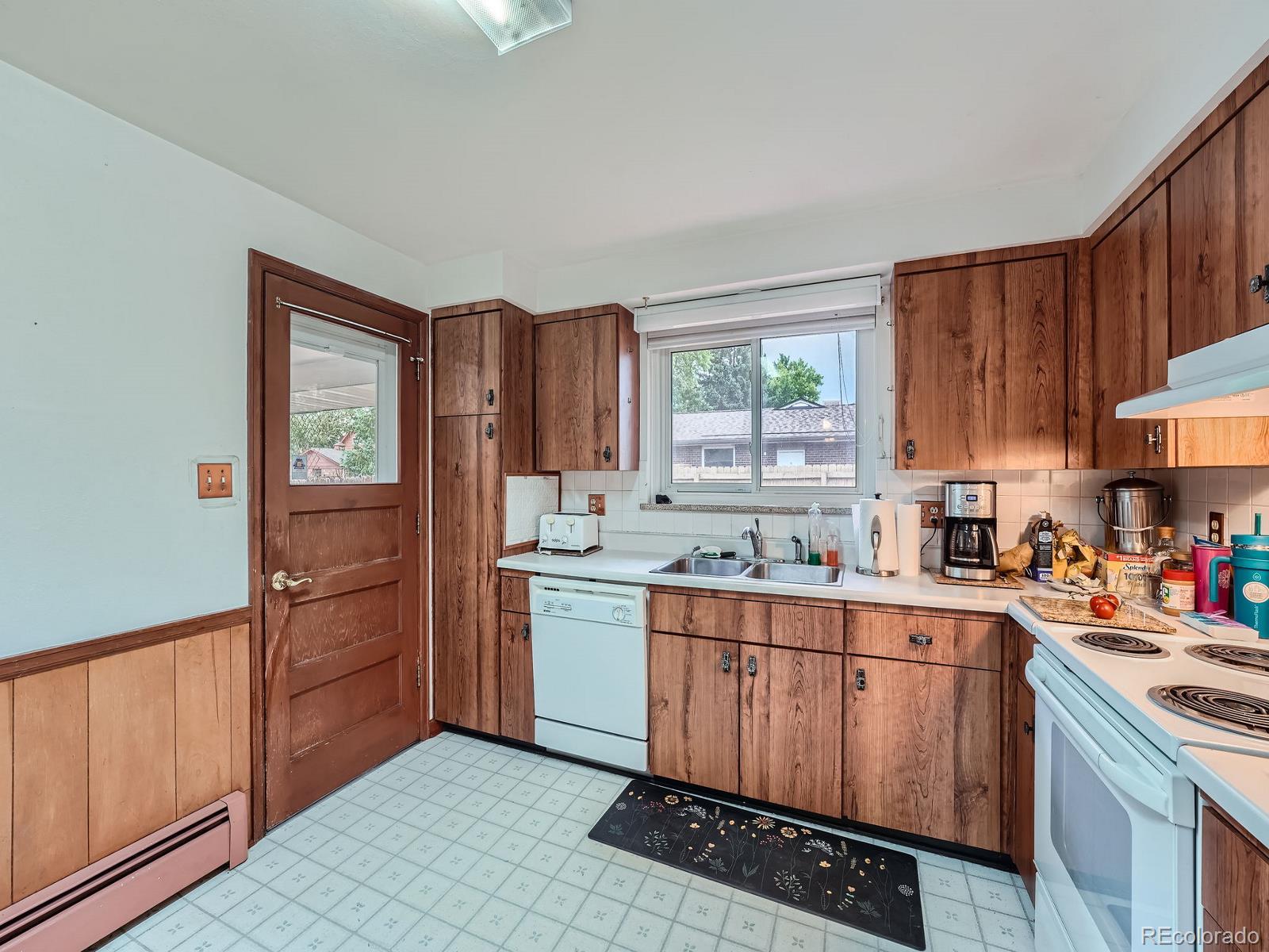 MLS Image #16 for 9962 w 77th avenue,arvada, Colorado