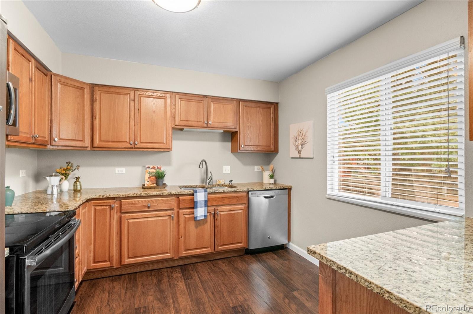 MLS Image #14 for 12292 e iowa drive,aurora, Colorado