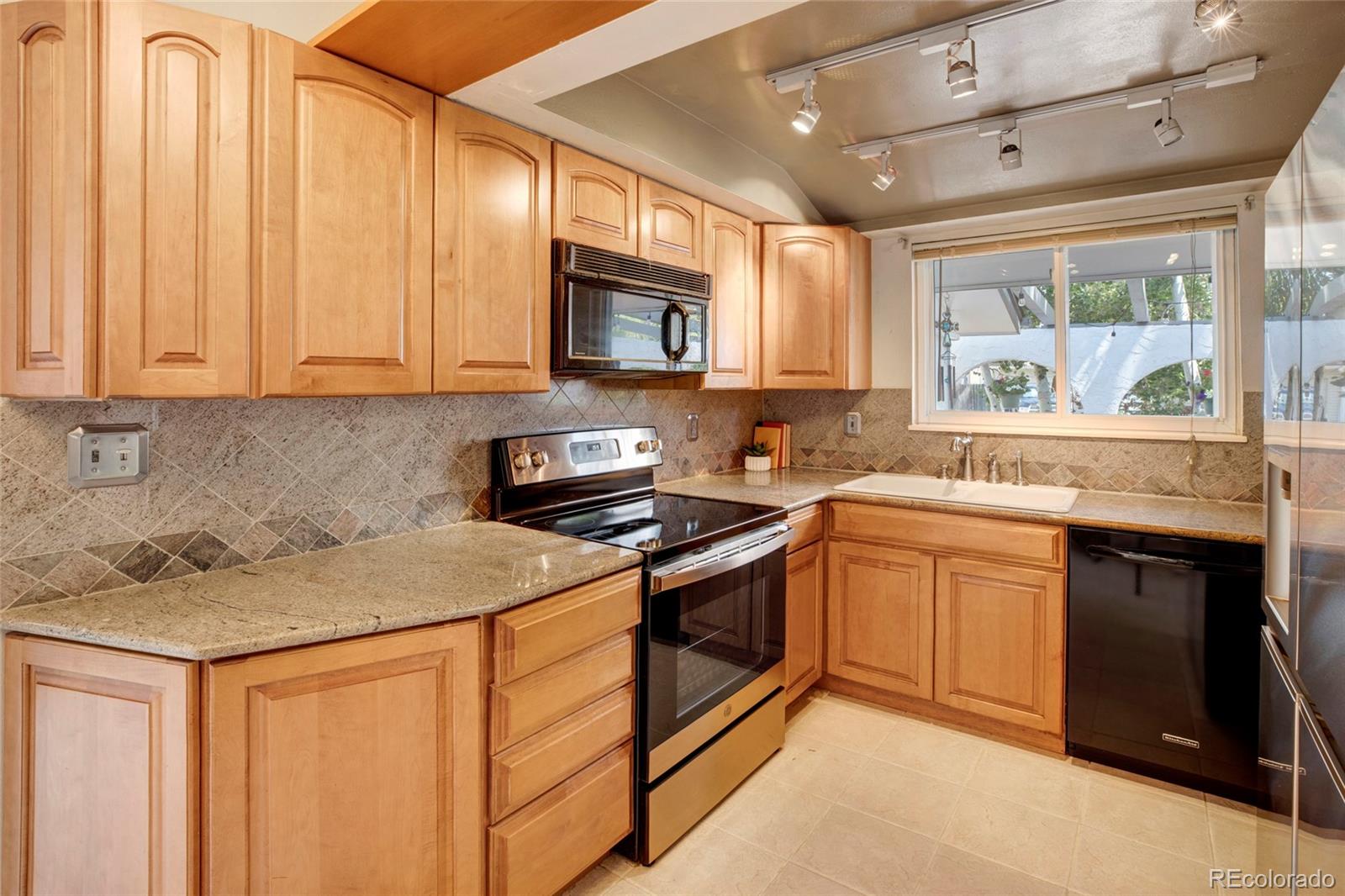 MLS Image #8 for 13447  federal place,broomfield, Colorado