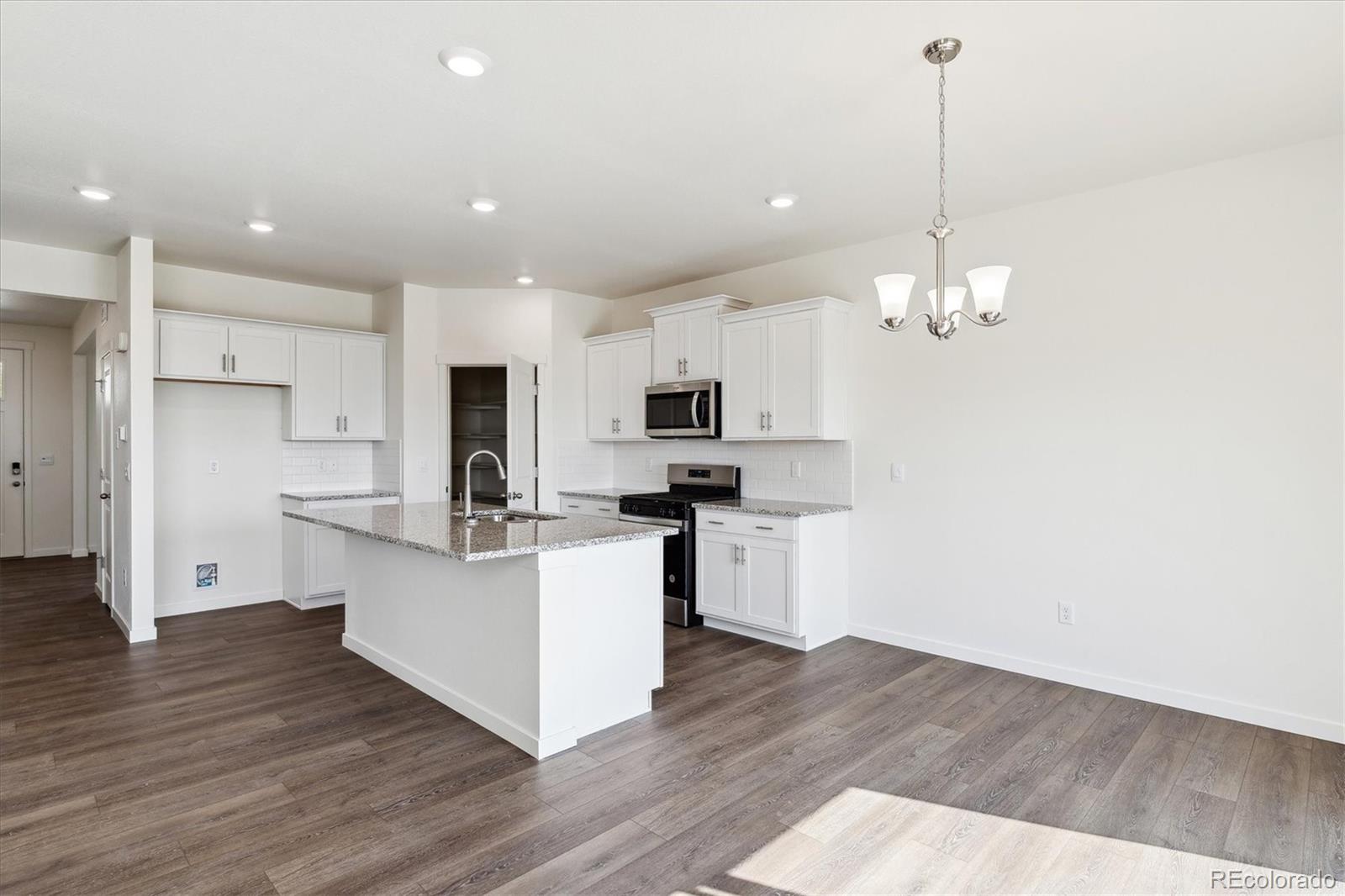 MLS Image #5 for 13610  topaz place,mead, Colorado