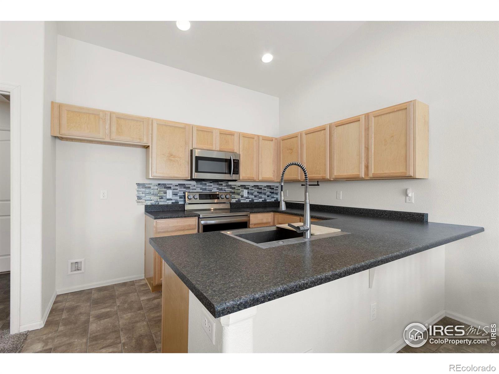 MLS Image #9 for 639  gore range drive,severance, Colorado