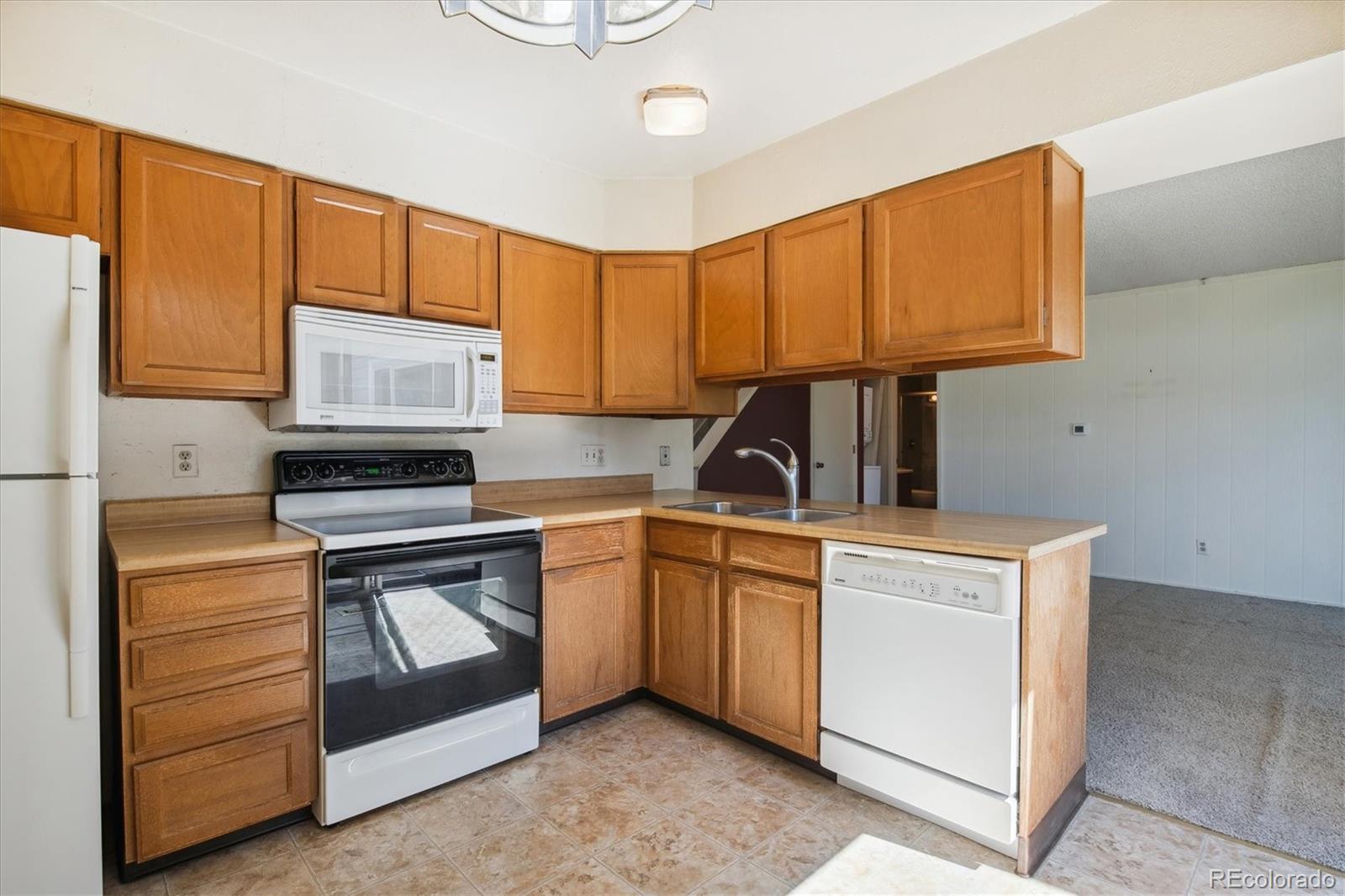 MLS Image #11 for 2435 s xanadu way d,aurora, Colorado