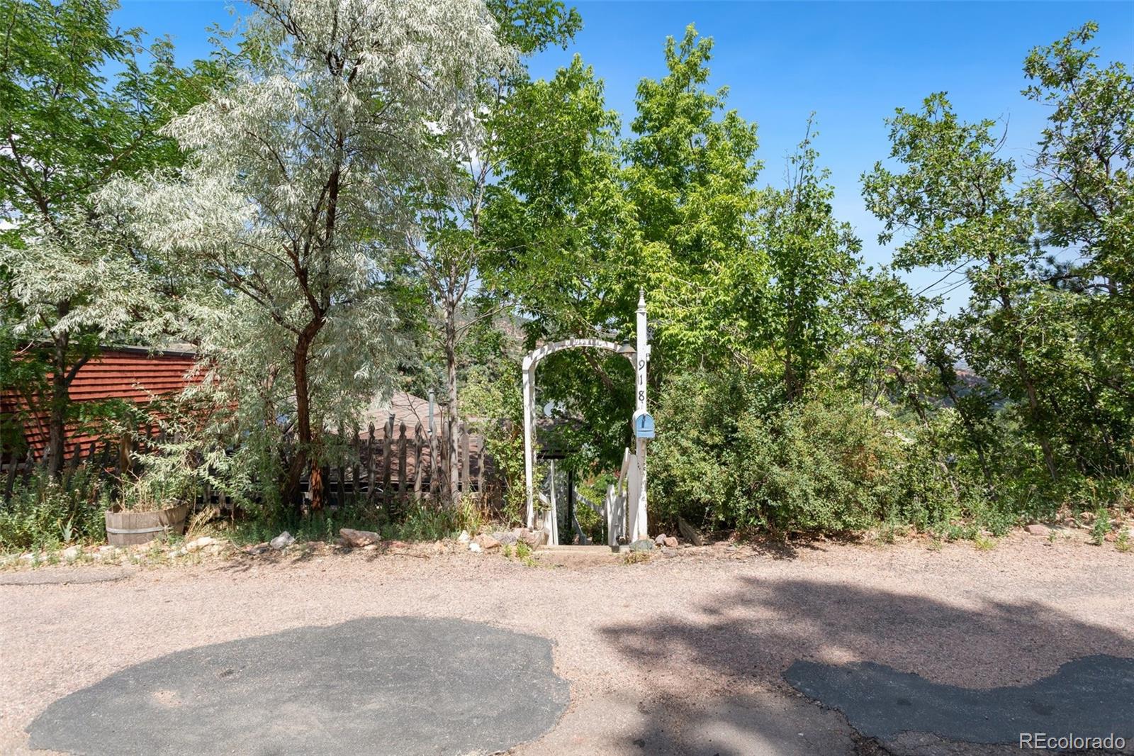 MLS Image #30 for 918  high road,manitou springs, Colorado