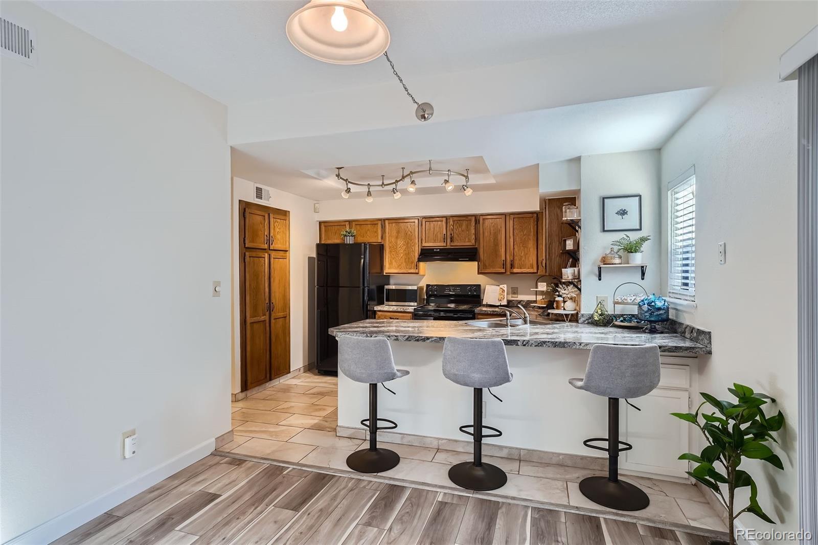 MLS Image #7 for 2685 s dayton way,denver, Colorado