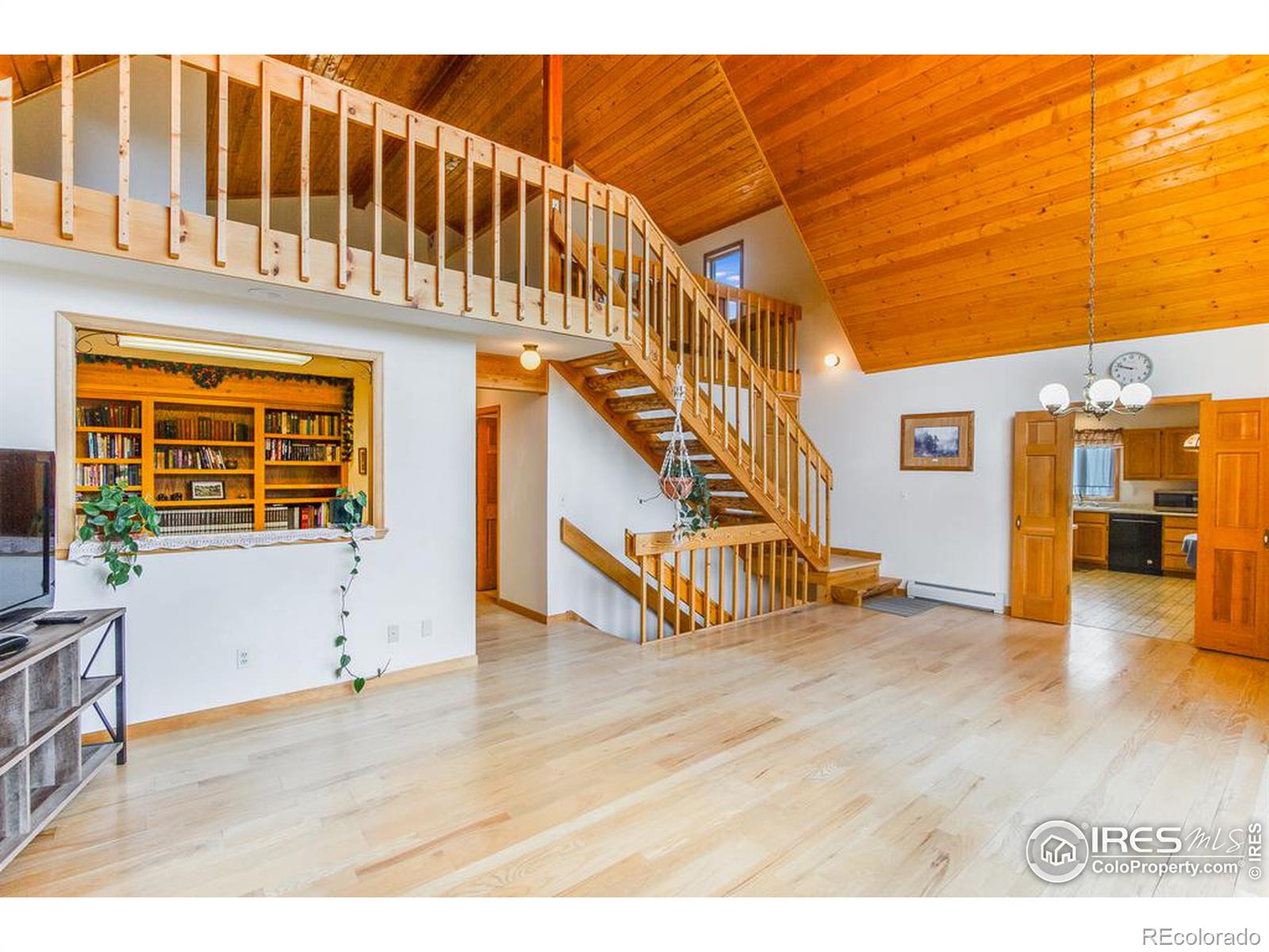 MLS Image #7 for 407  steele court,estes park, Colorado