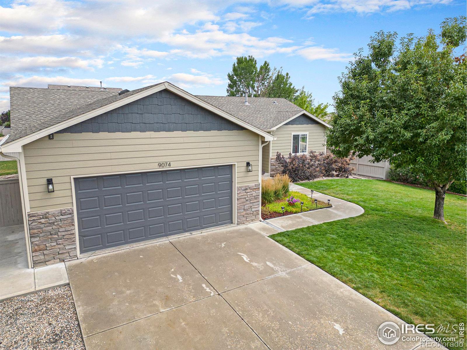 MLS Image #2 for 9074  trailhead lane,wellington, Colorado