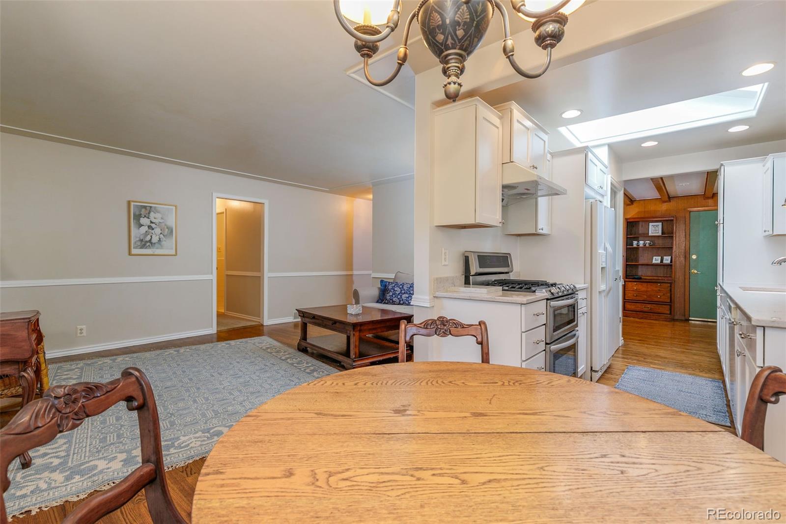 MLS Image #10 for 3089 s jasmine street,denver, Colorado