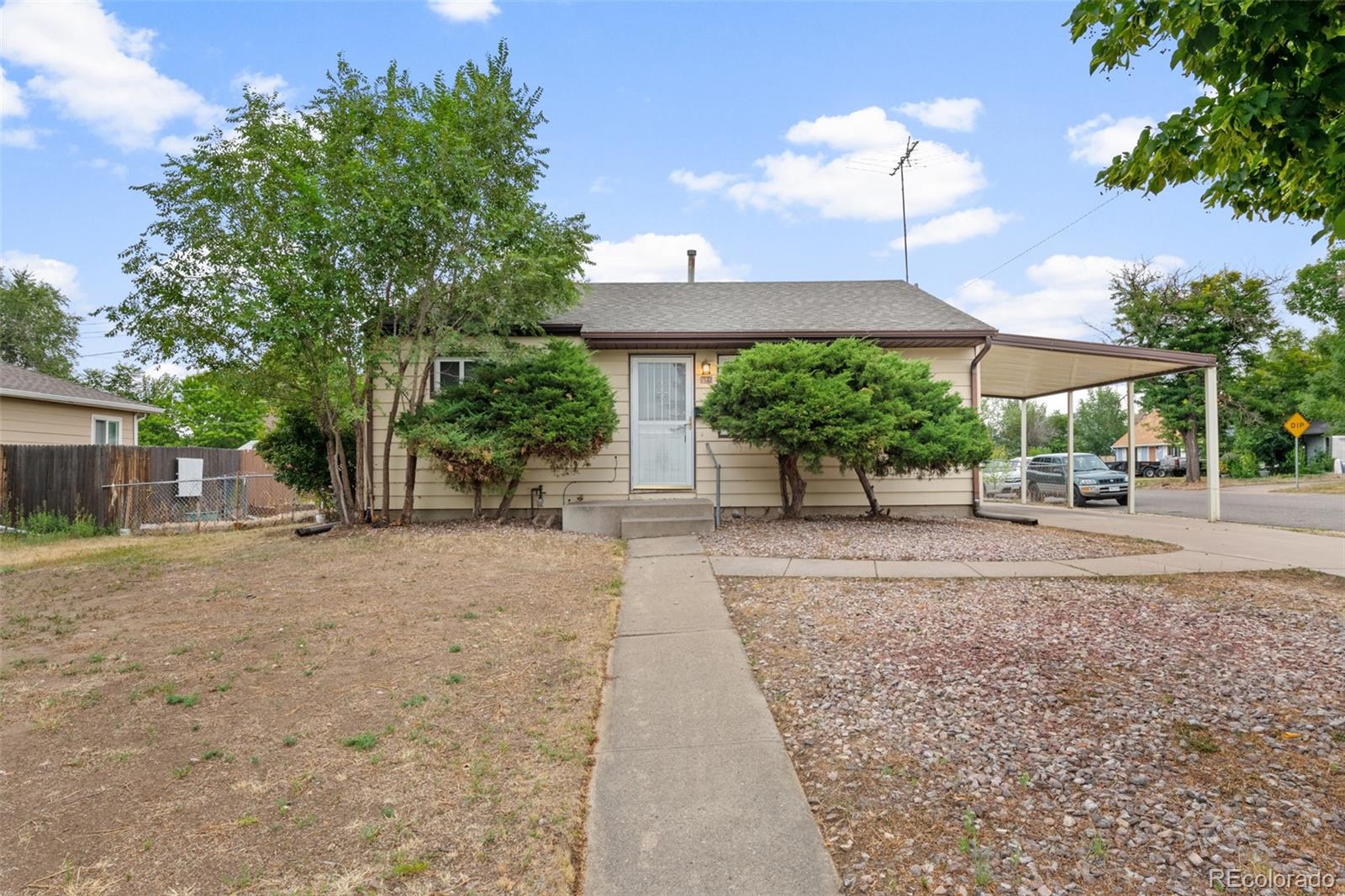 CMA Image for 700  ironton street,Aurora, Colorado