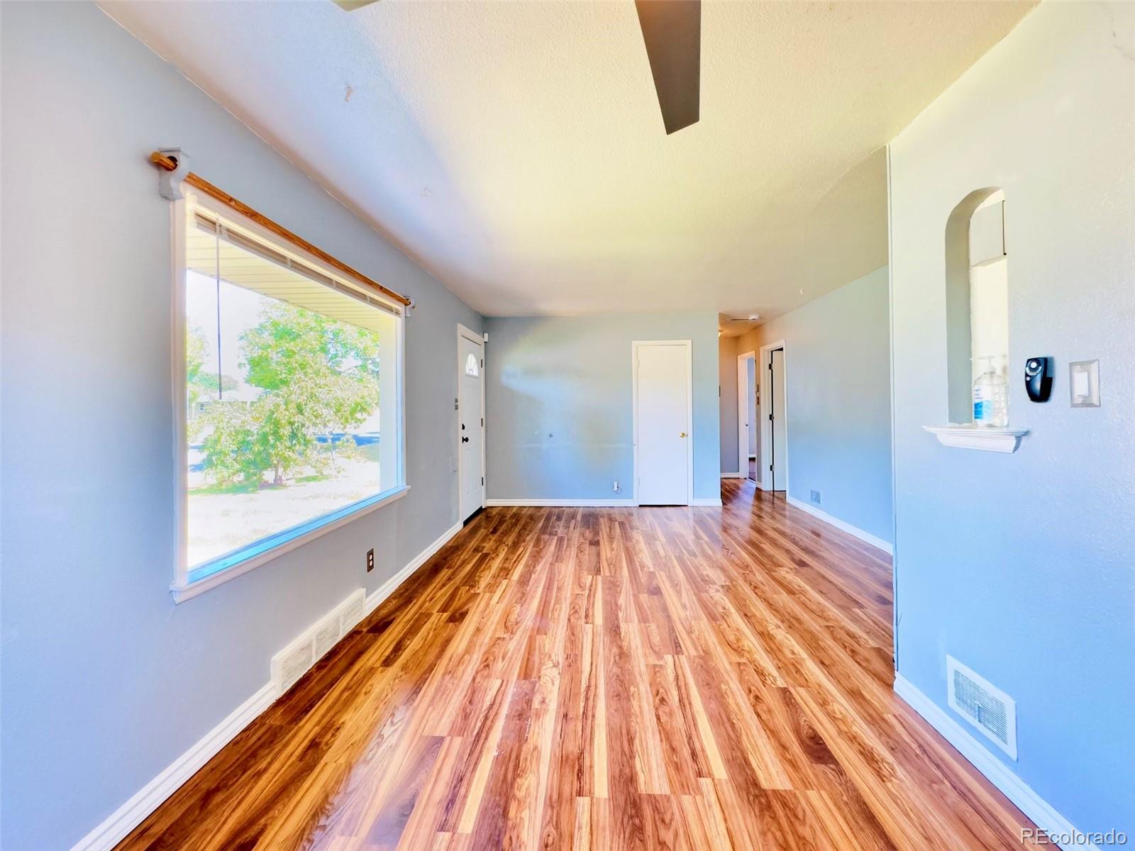 MLS Image #14 for 380  yates street,denver, Colorado