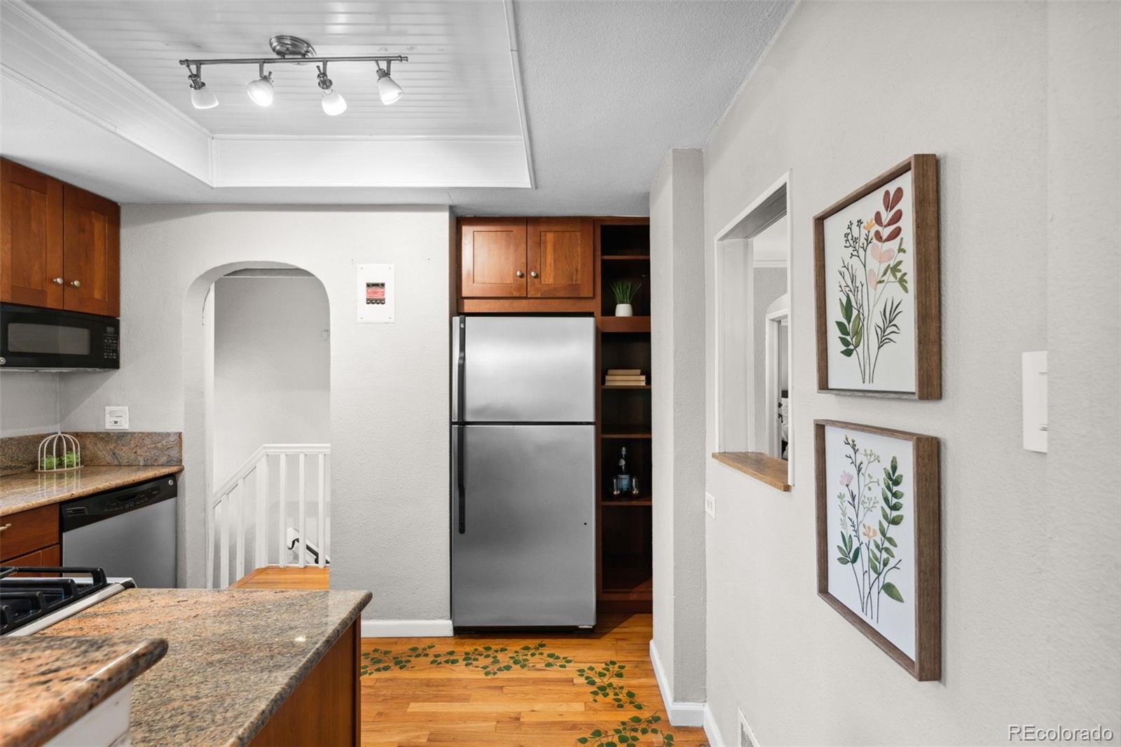 MLS Image #16 for 2195 s downing street,denver, Colorado