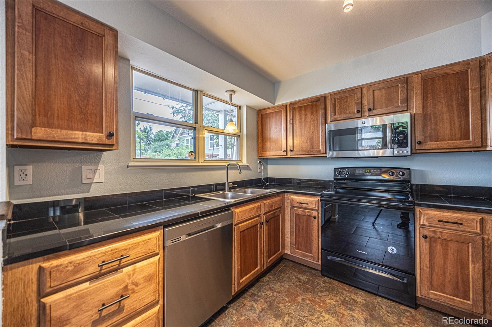 MLS Image #6 for 450 w 4th avenue,denver, Colorado