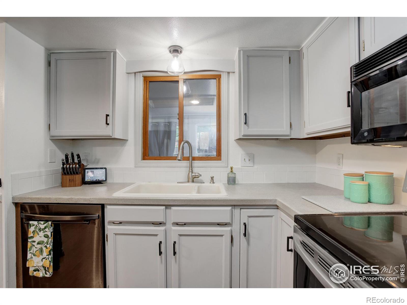 MLS Image #12 for 4261  pin oak drive,loveland, Colorado