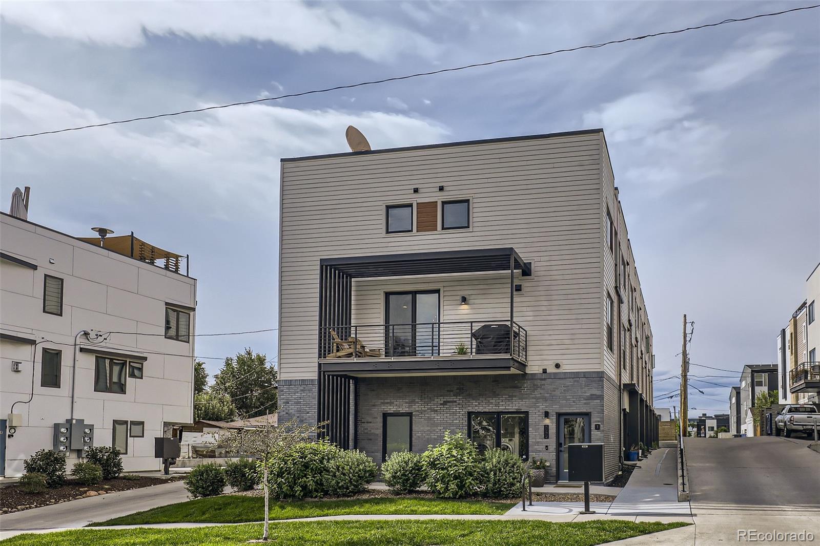 MLS Image #1 for 3222 w 19th avenue 1,denver, Colorado