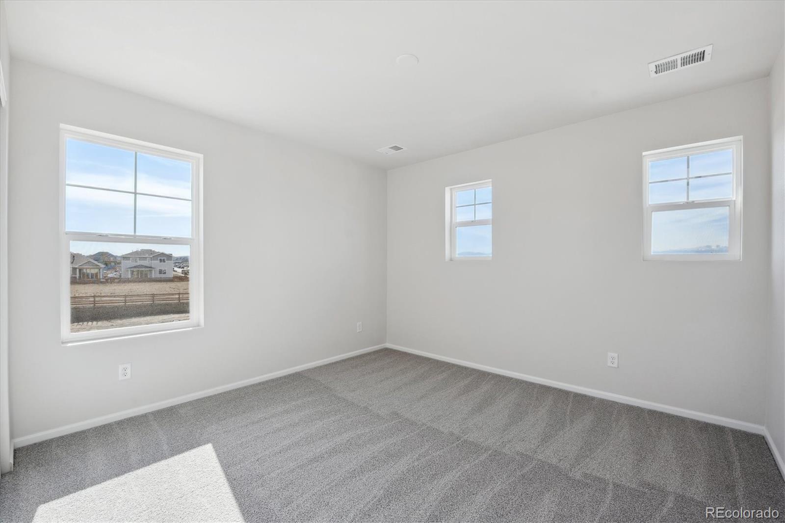 MLS Image #13 for 1366  sienna peak circle,erie, Colorado