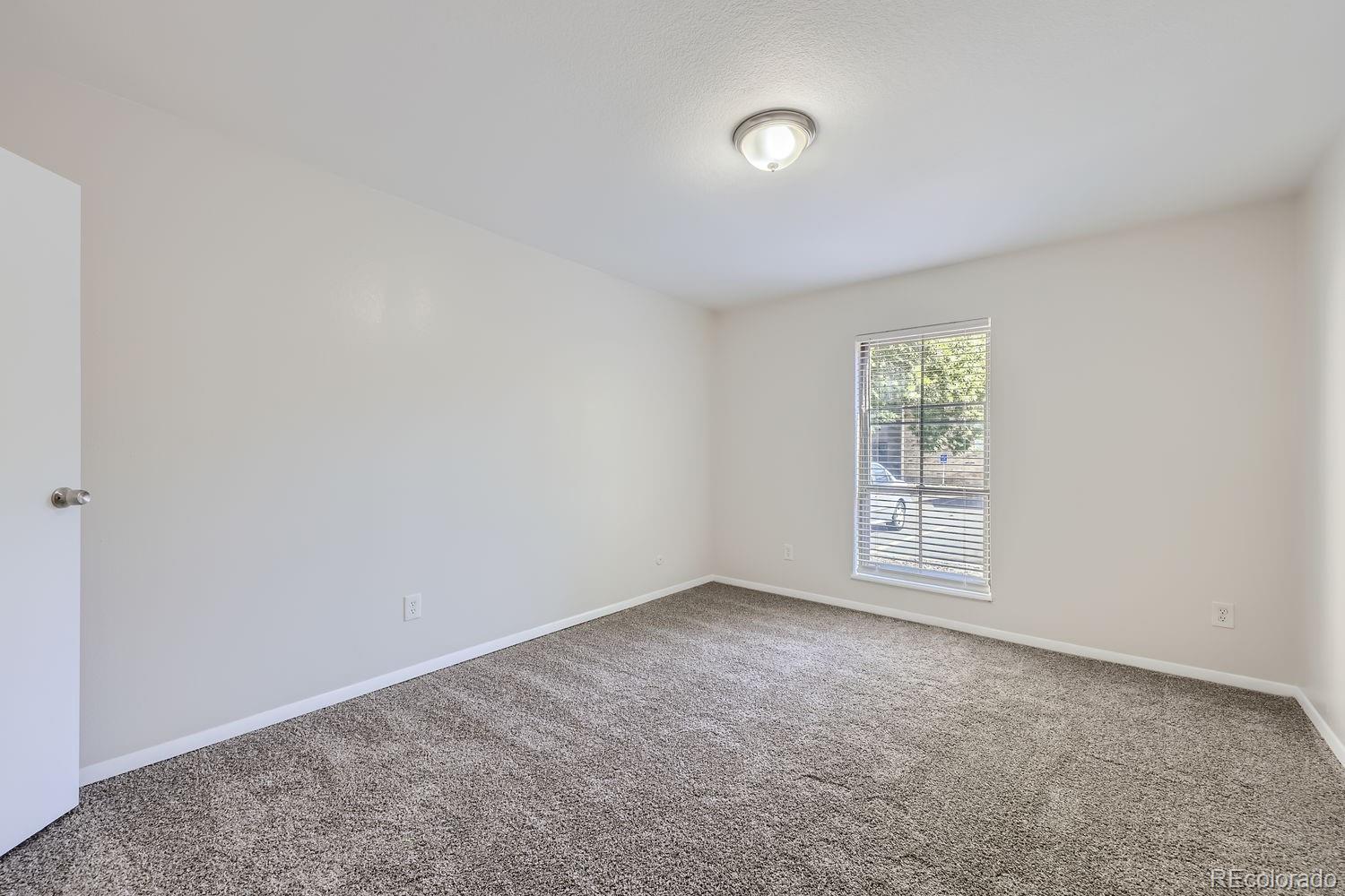 MLS Image #7 for 3550 s harlan street,denver, Colorado