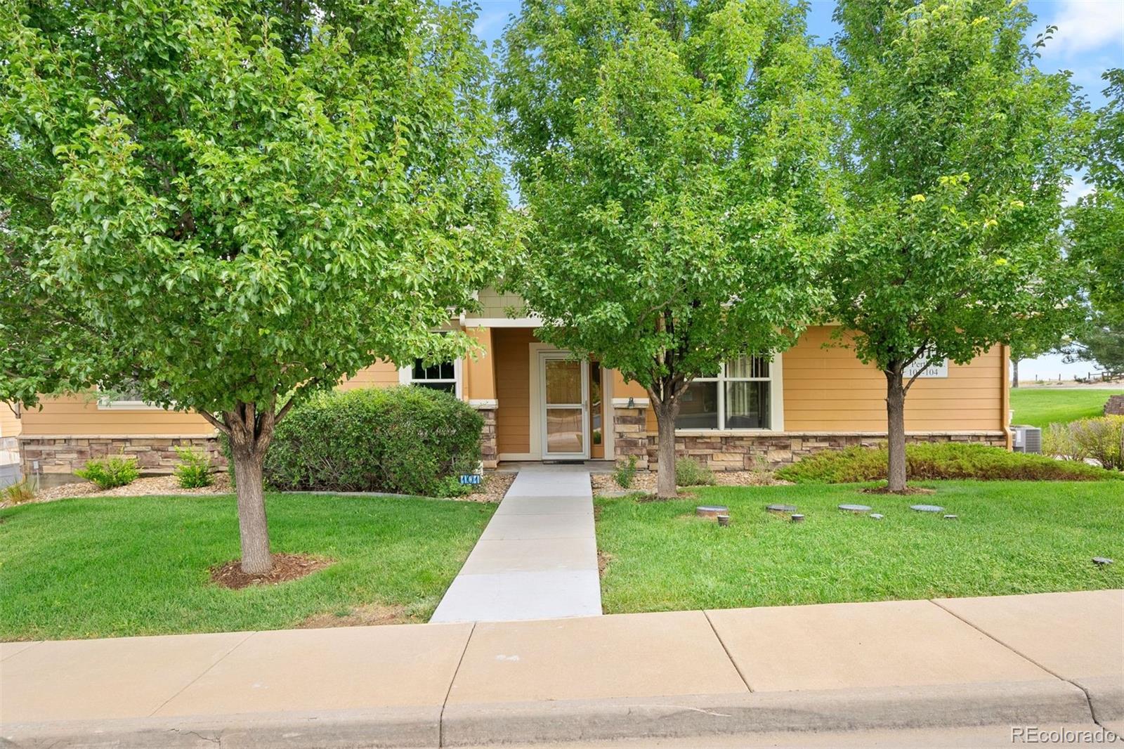 MLS Image #2 for 3611 s perth circle 101,aurora, Colorado