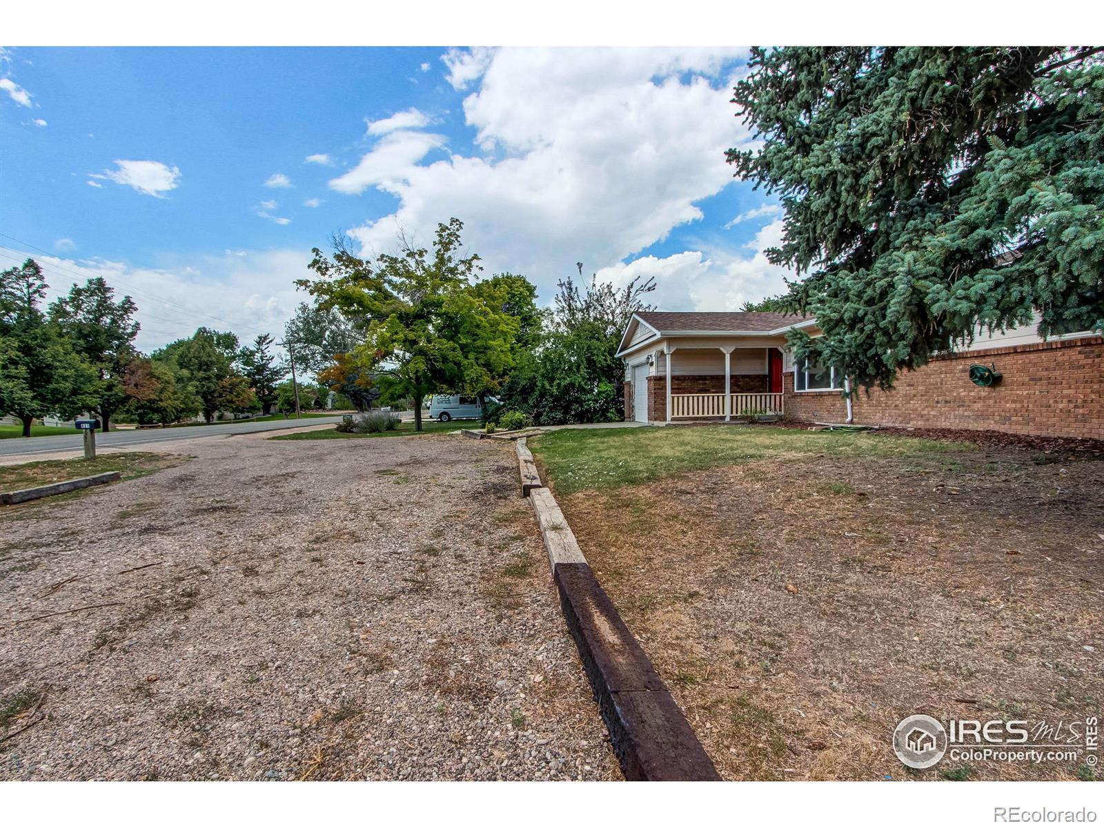 MLS Image #3 for 821 e 57th street,loveland, Colorado