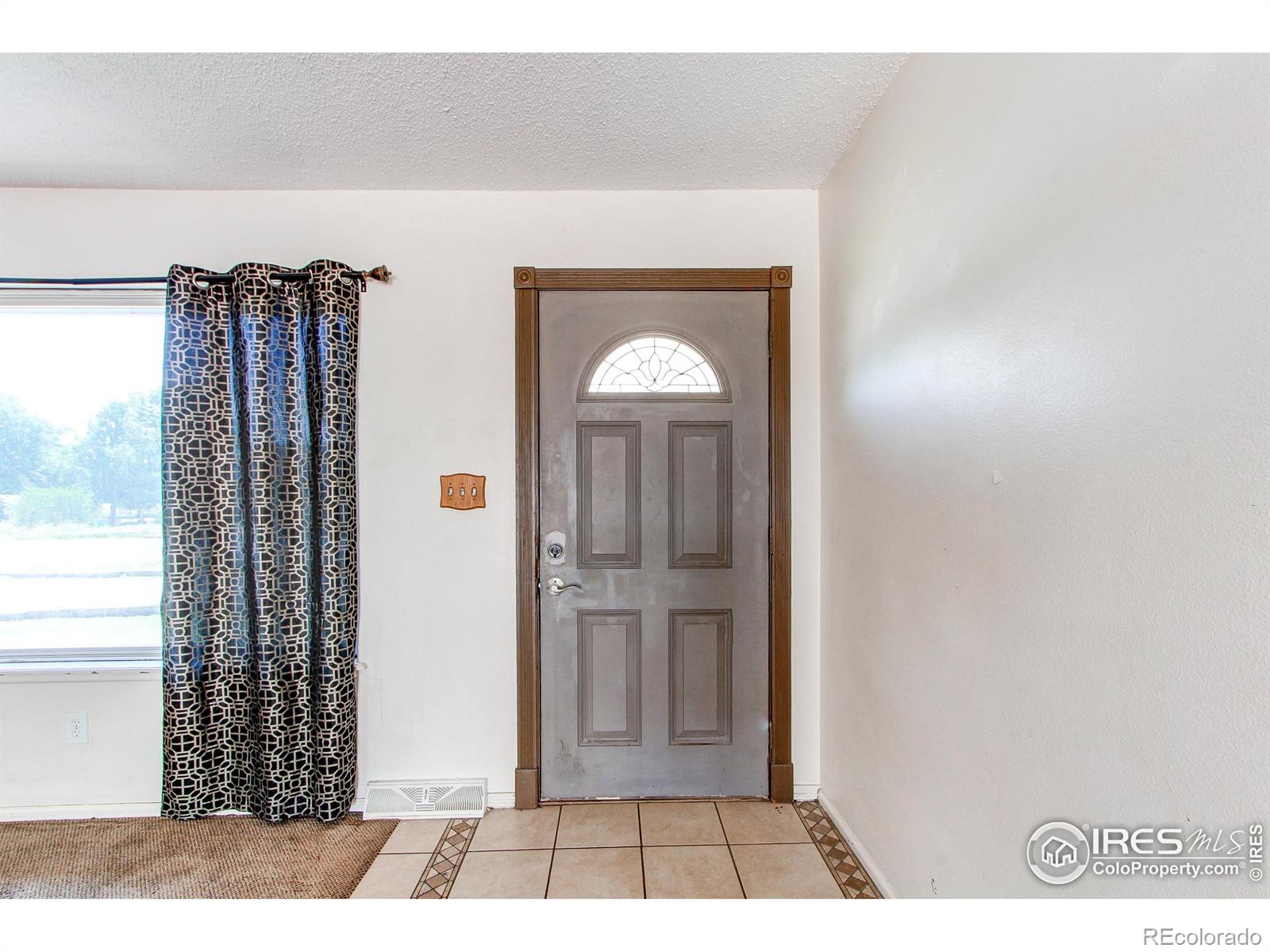 MLS Image #8 for 821 e 57th street,loveland, Colorado