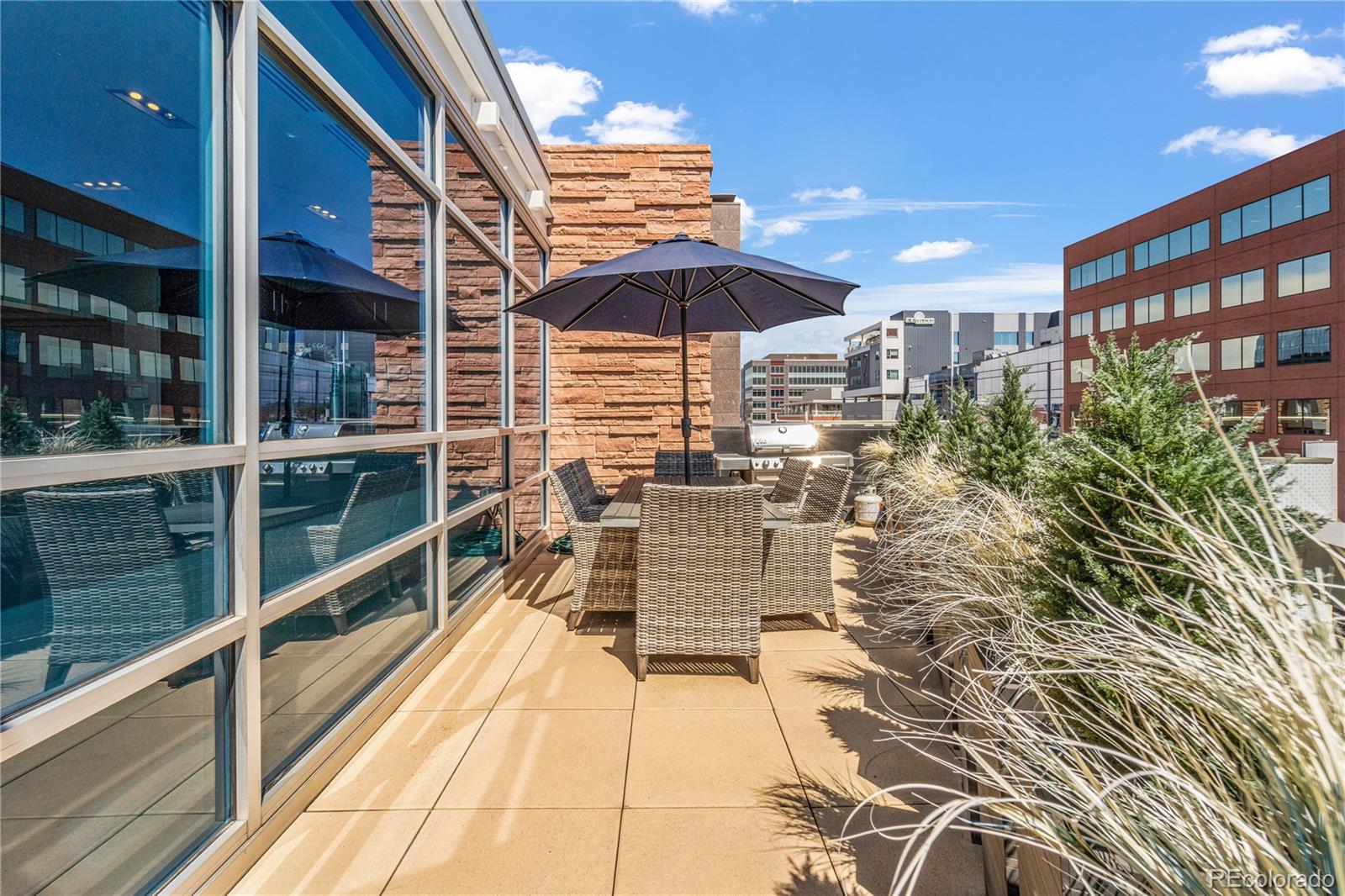 MLS Image #10 for 105  fillmore street,denver, Colorado