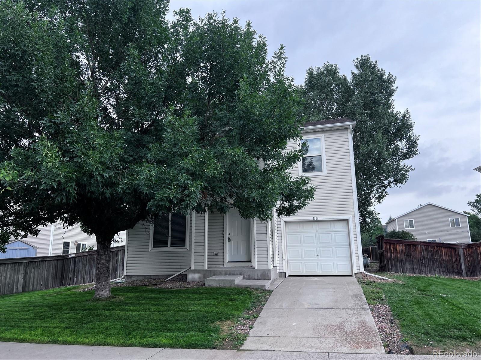 CMA Image for 1387  Lark Avenue,Brighton, Colorado