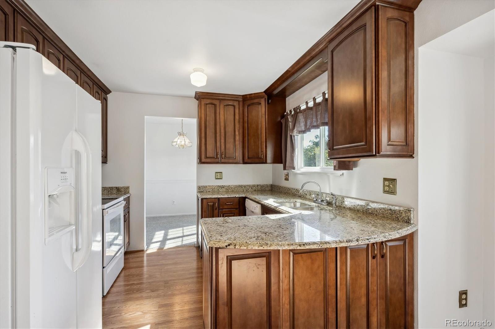 MLS Image #10 for 7172 s teller court,littleton, Colorado