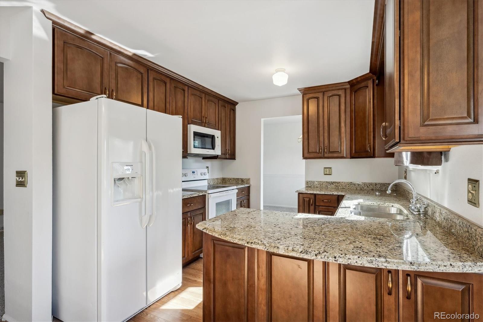 MLS Image #11 for 7172 s teller court,littleton, Colorado