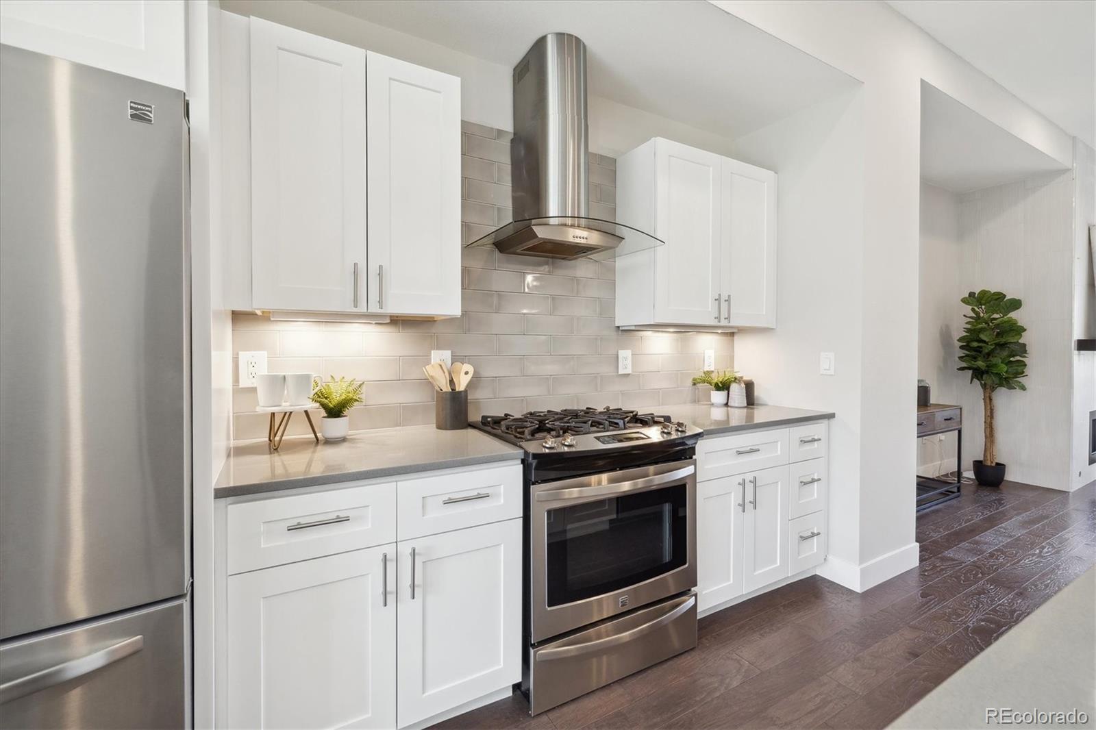 MLS Image #11 for 3354 w 18th avenue,denver, Colorado