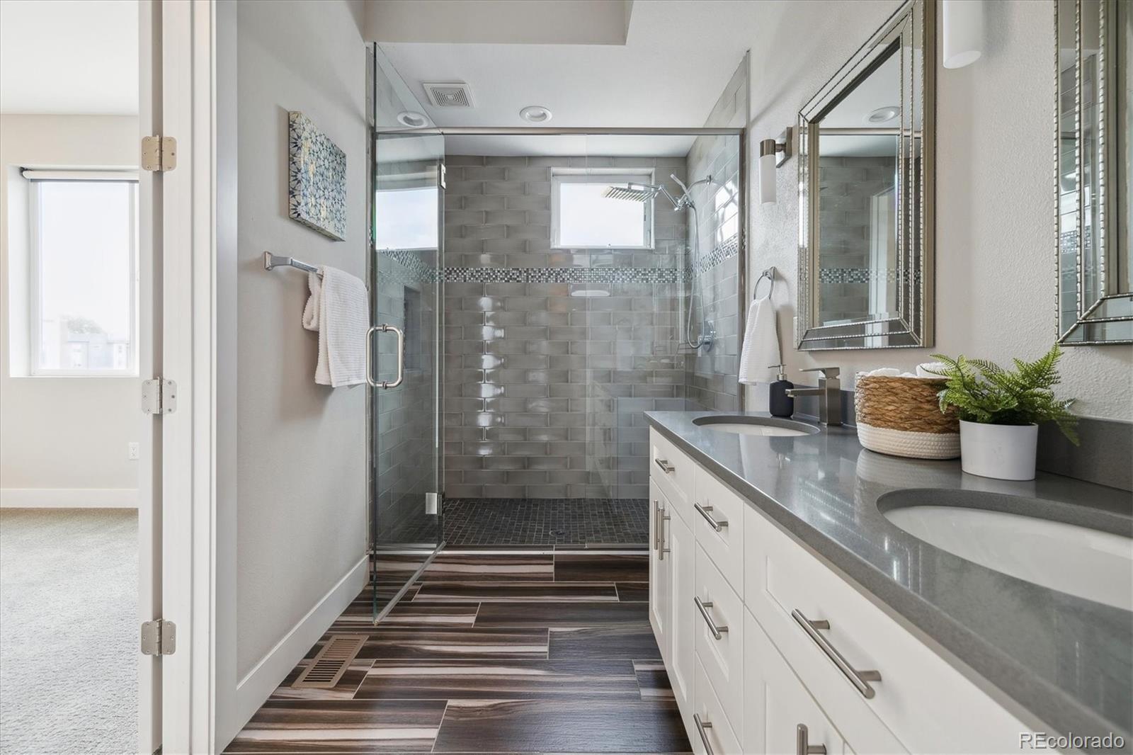 MLS Image #16 for 3354 w 18th avenue,denver, Colorado