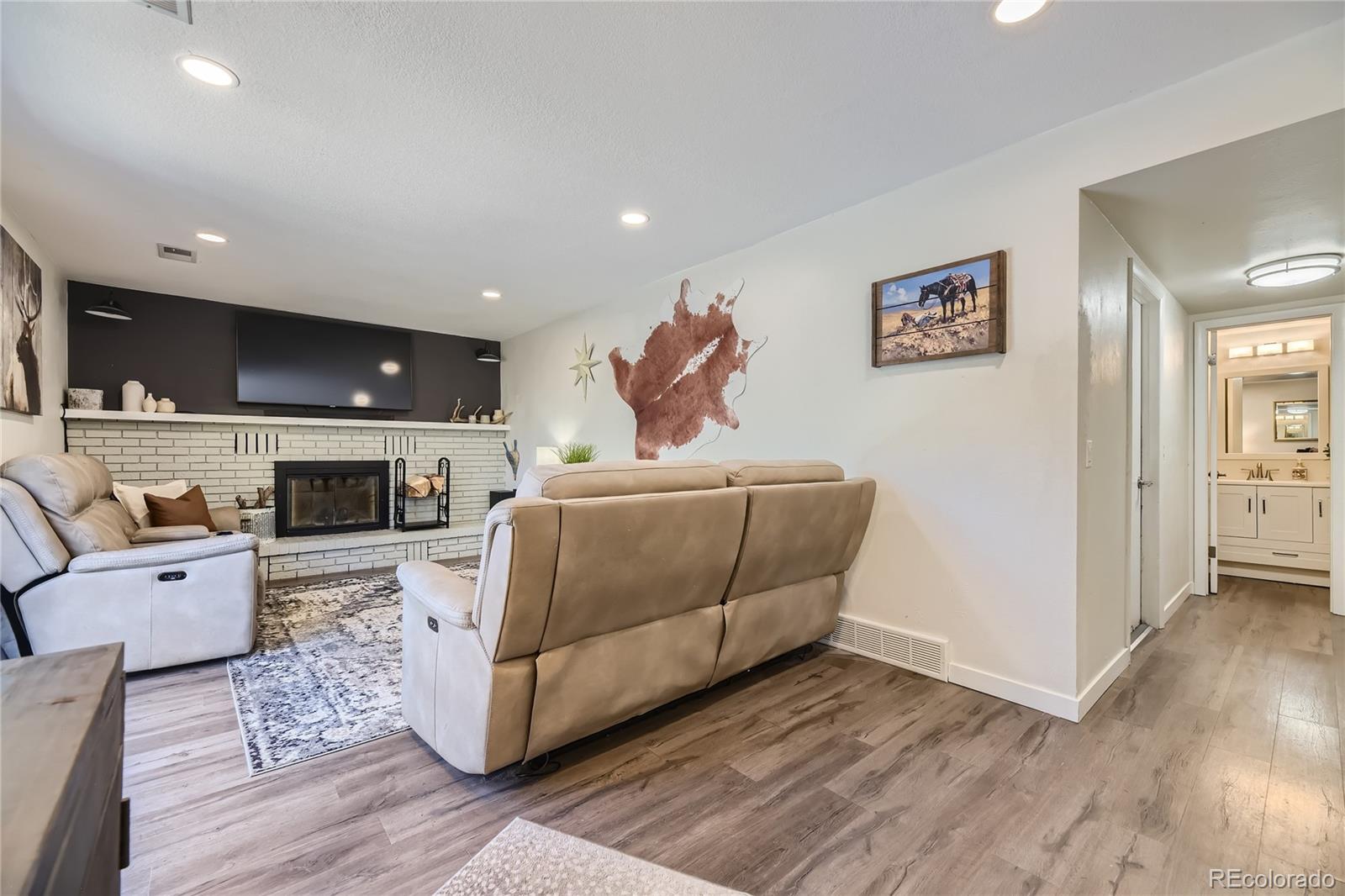 MLS Image #10 for 7855 w ontario place,littleton, Colorado