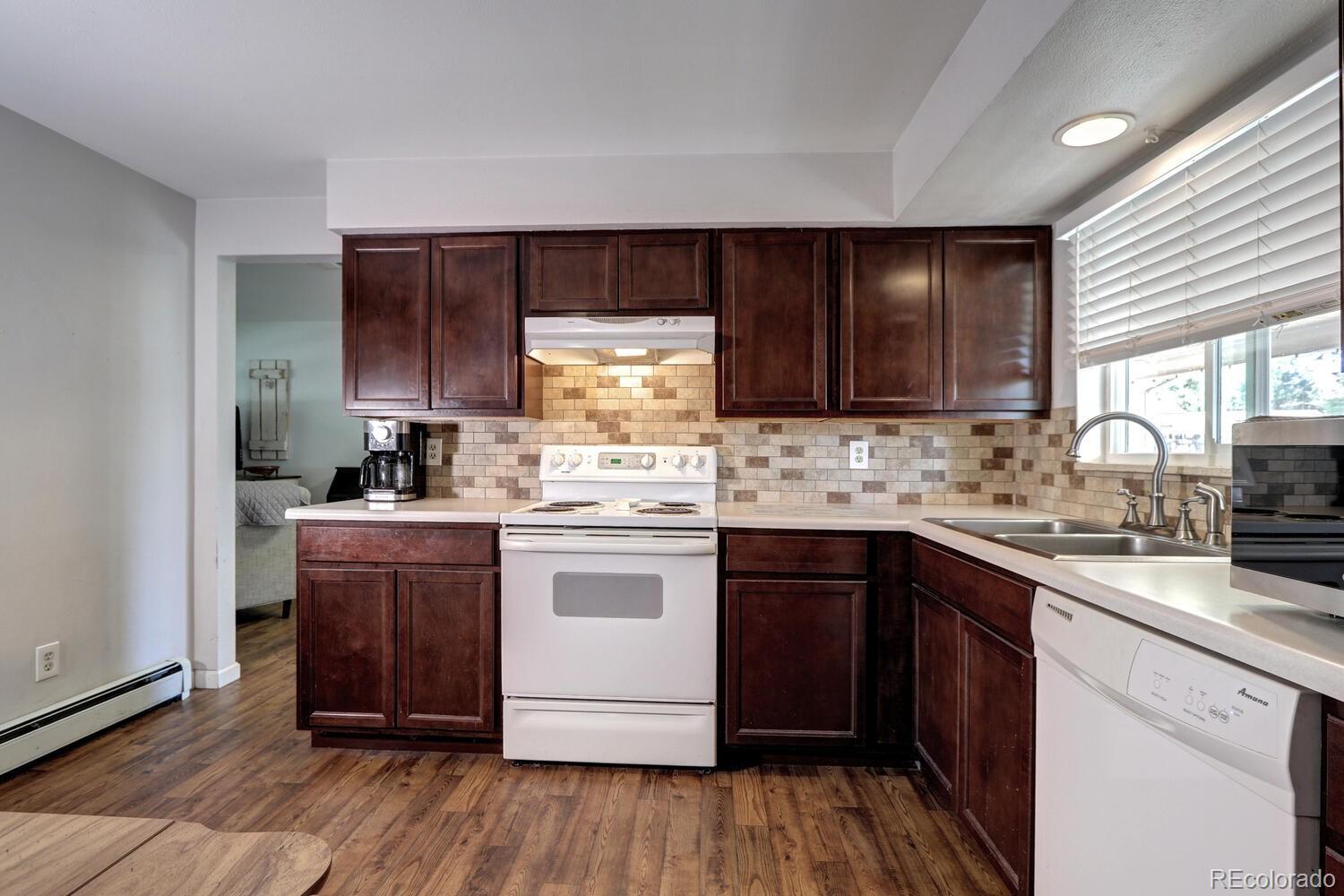 MLS Image #8 for 10141 w 70th drive,arvada, Colorado