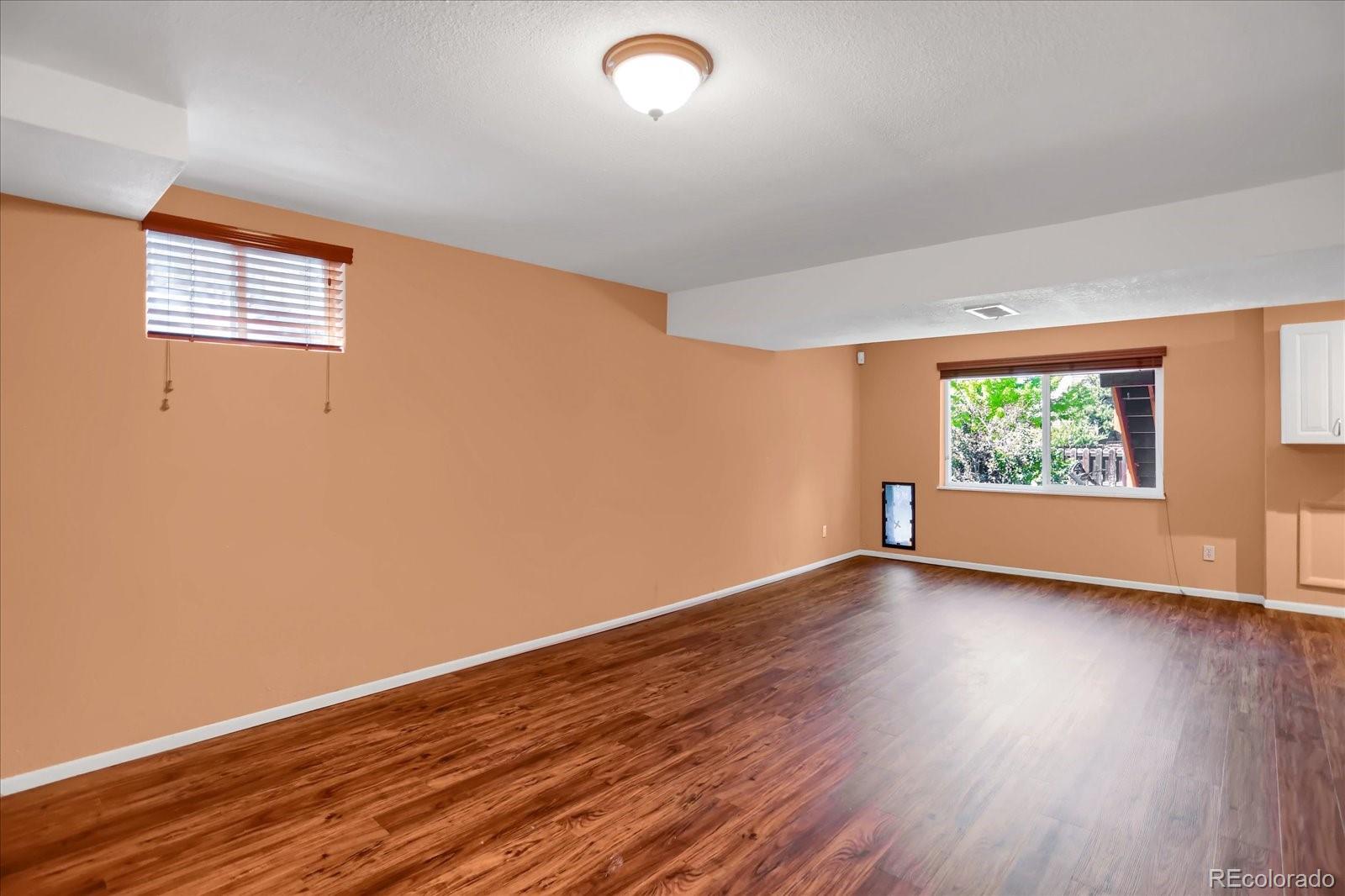 MLS Image #33 for 10043 e weaver avenue,englewood, Colorado