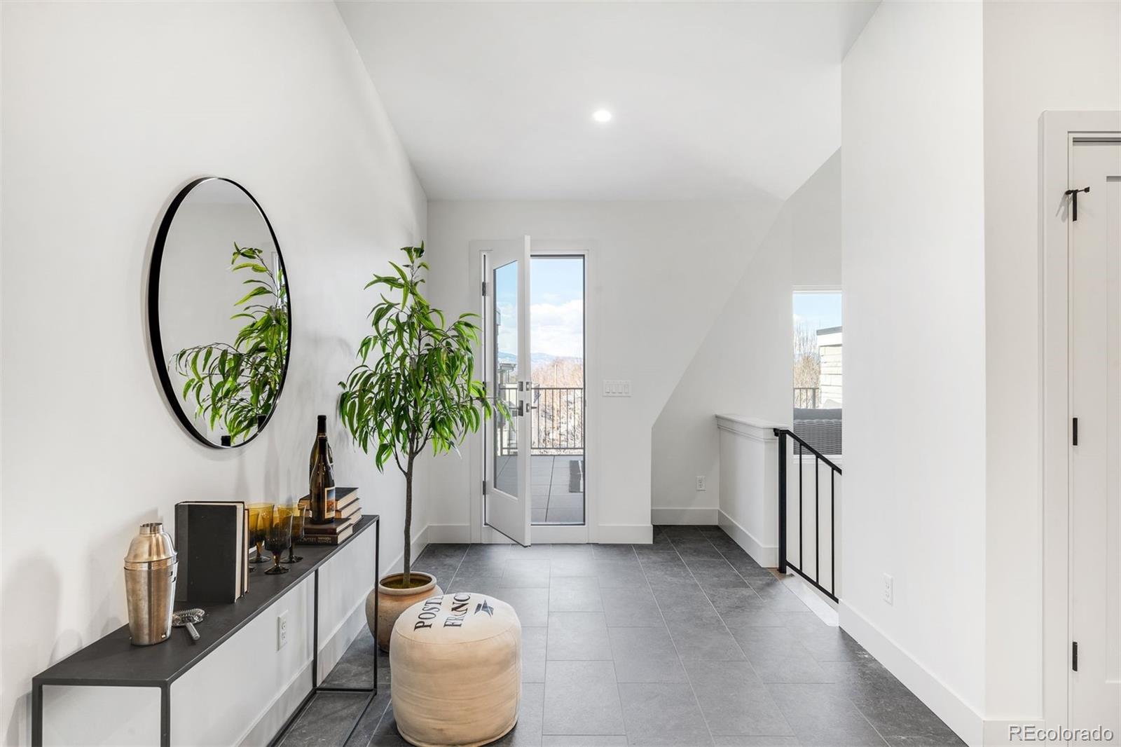MLS Image #33 for 556  monroe street,denver, Colorado