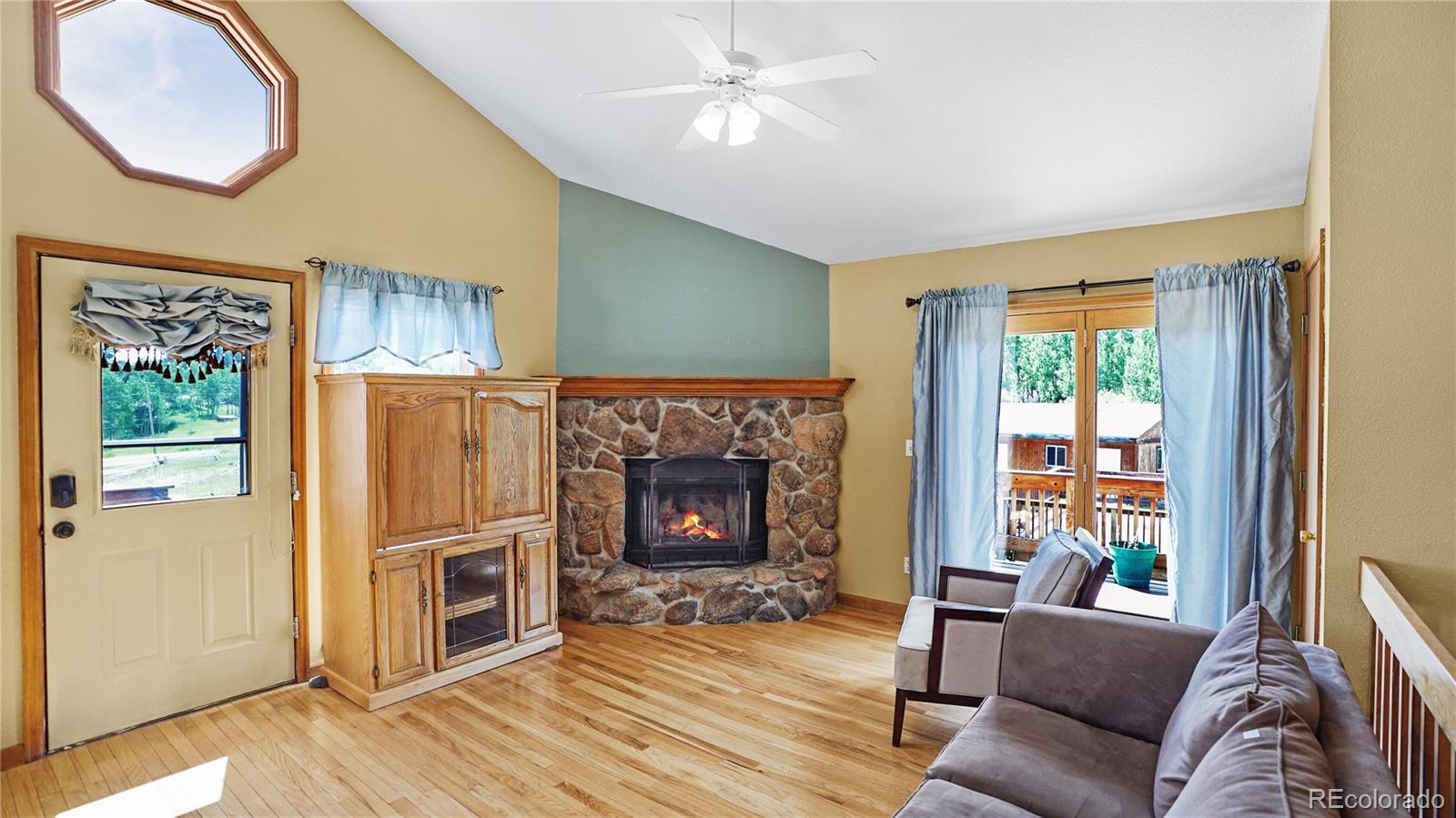 MLS Image #3 for 344 n pine drive,bailey, Colorado