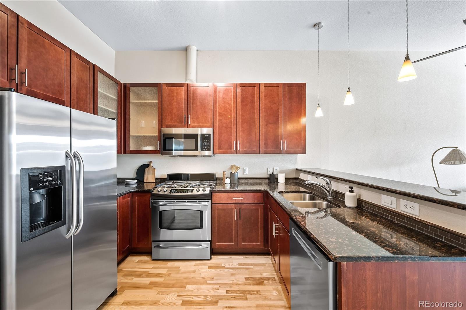 MLS Image #8 for 1555  central street,denver, Colorado