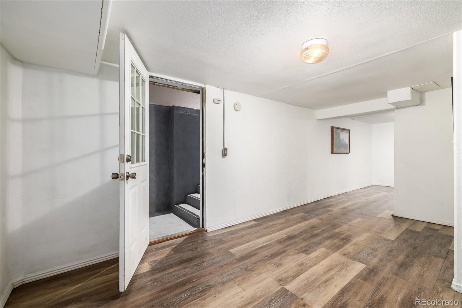 MLS Image #21 for 1610 s shoshone street,denver, Colorado