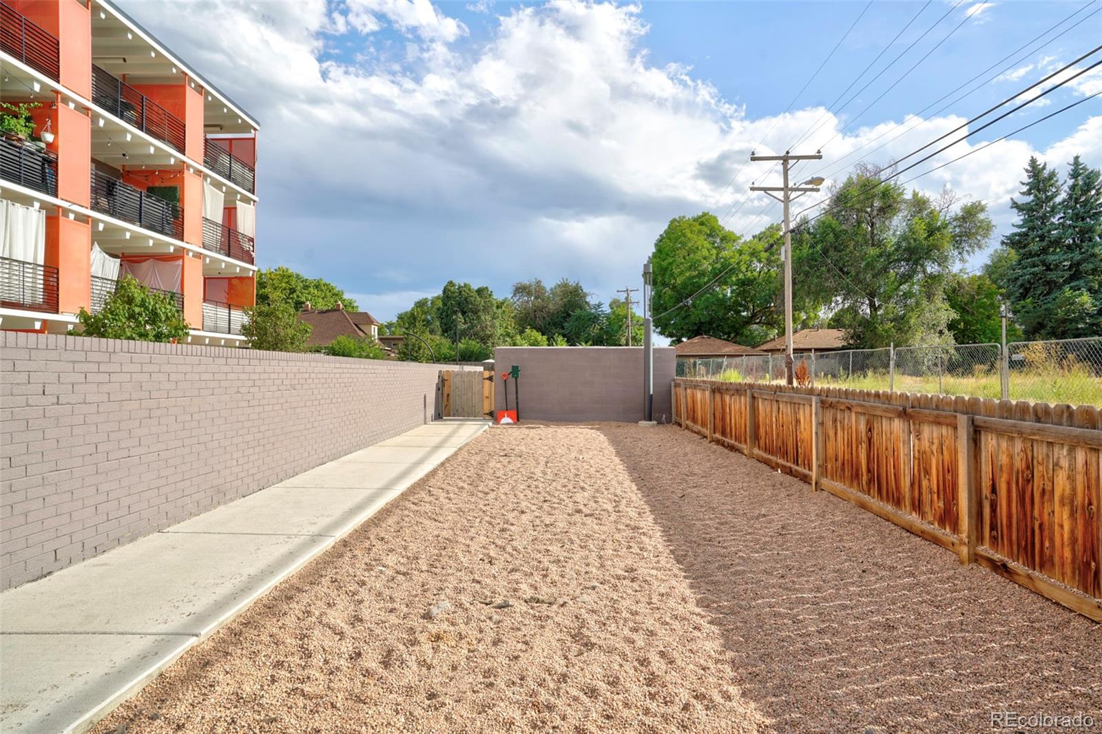 MLS Image #18 for 1495  vrain street,denver, Colorado