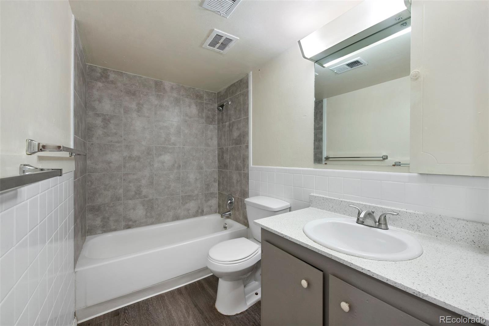 MLS Image #17 for 850  utica street,denver, Colorado