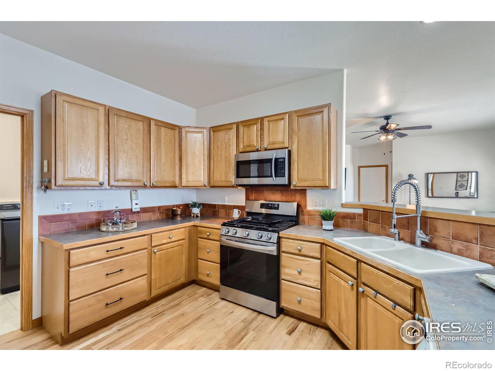 MLS Image #10 for 17368  county road 98 ,nunn, Colorado