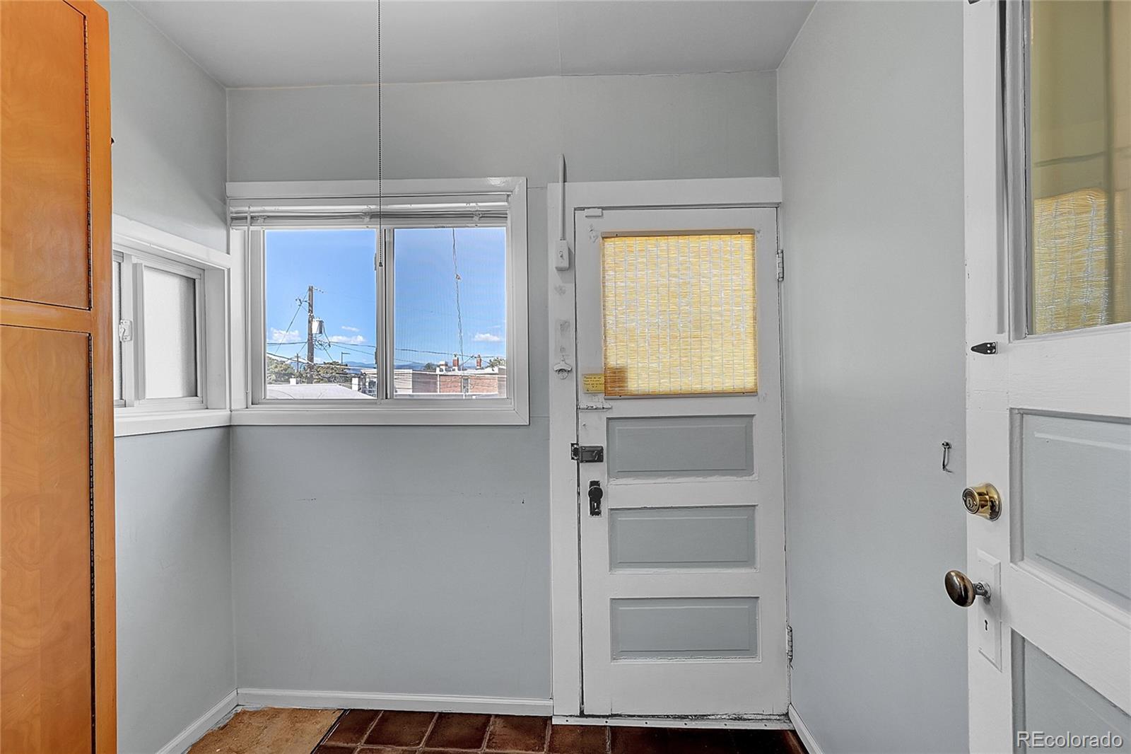 MLS Image #11 for 281 s clarkson street,denver, Colorado