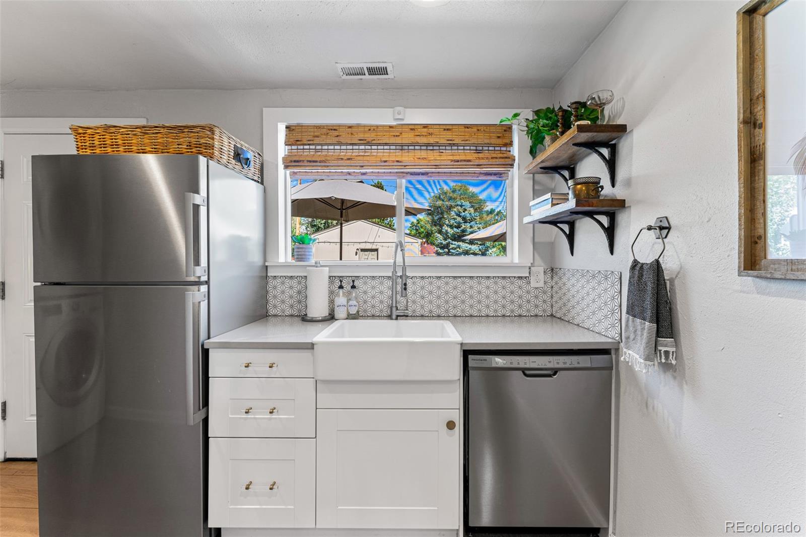 MLS Image #9 for 1760  trenton street,denver, Colorado