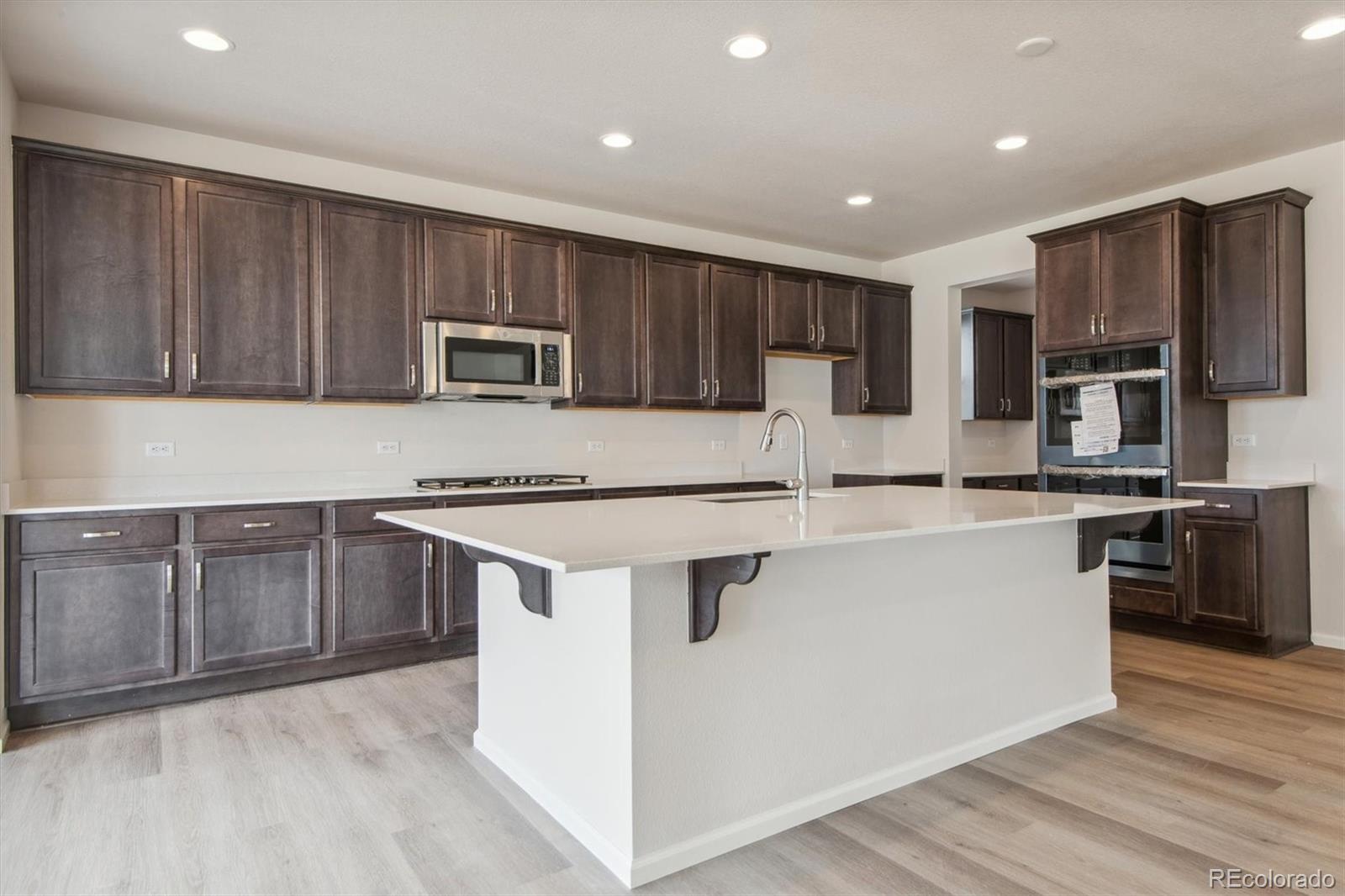 MLS Image #2 for 9665  ceylon court,commerce city, Colorado