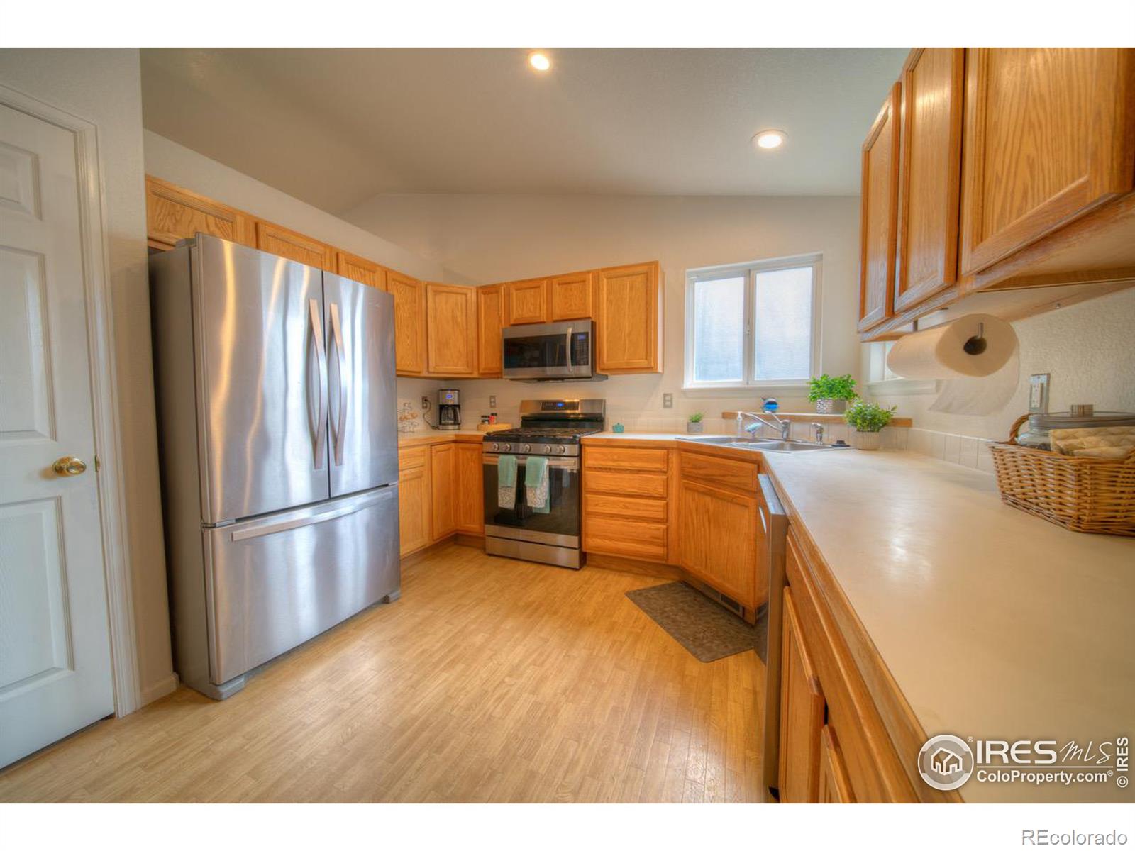 MLS Image #3 for 540  hawthorn circle,frederick, Colorado