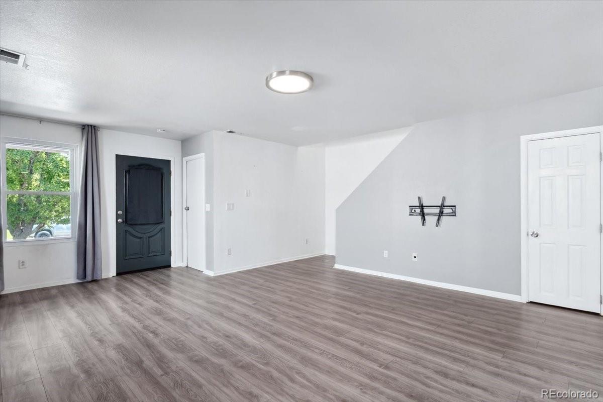 MLS Image #8 for 7841  ogden court,denver, Colorado