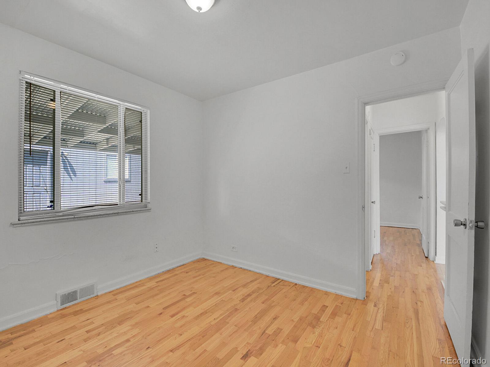 MLS Image #28 for 895  krameria street,denver, Colorado